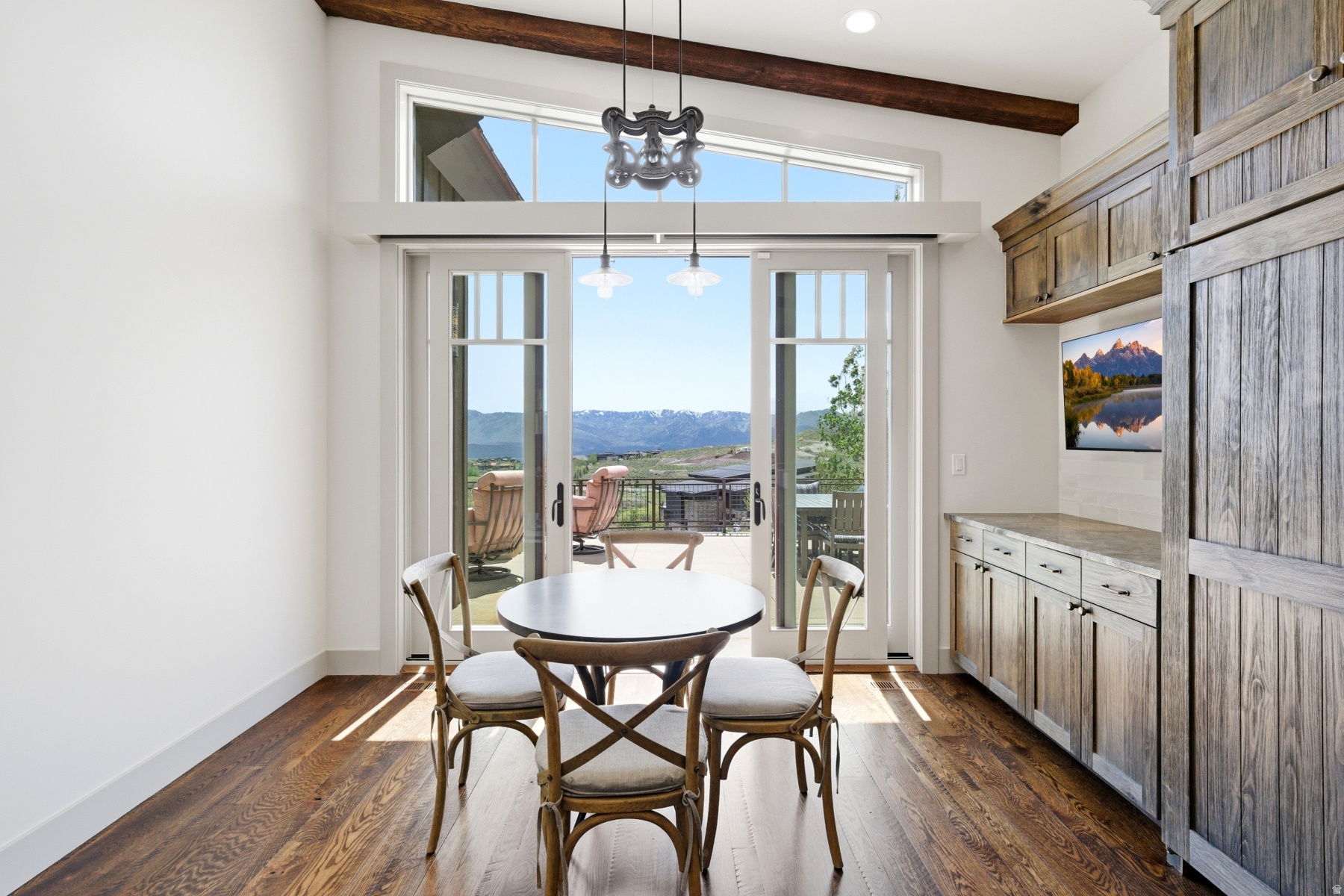 THE SUMMIT - Residential