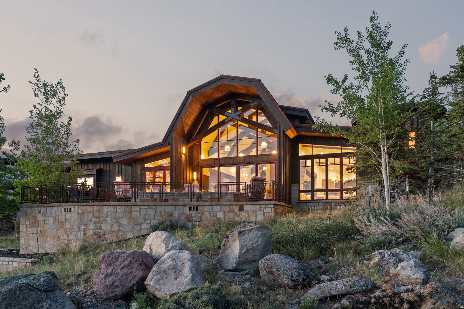 THE SUMMIT - Residential