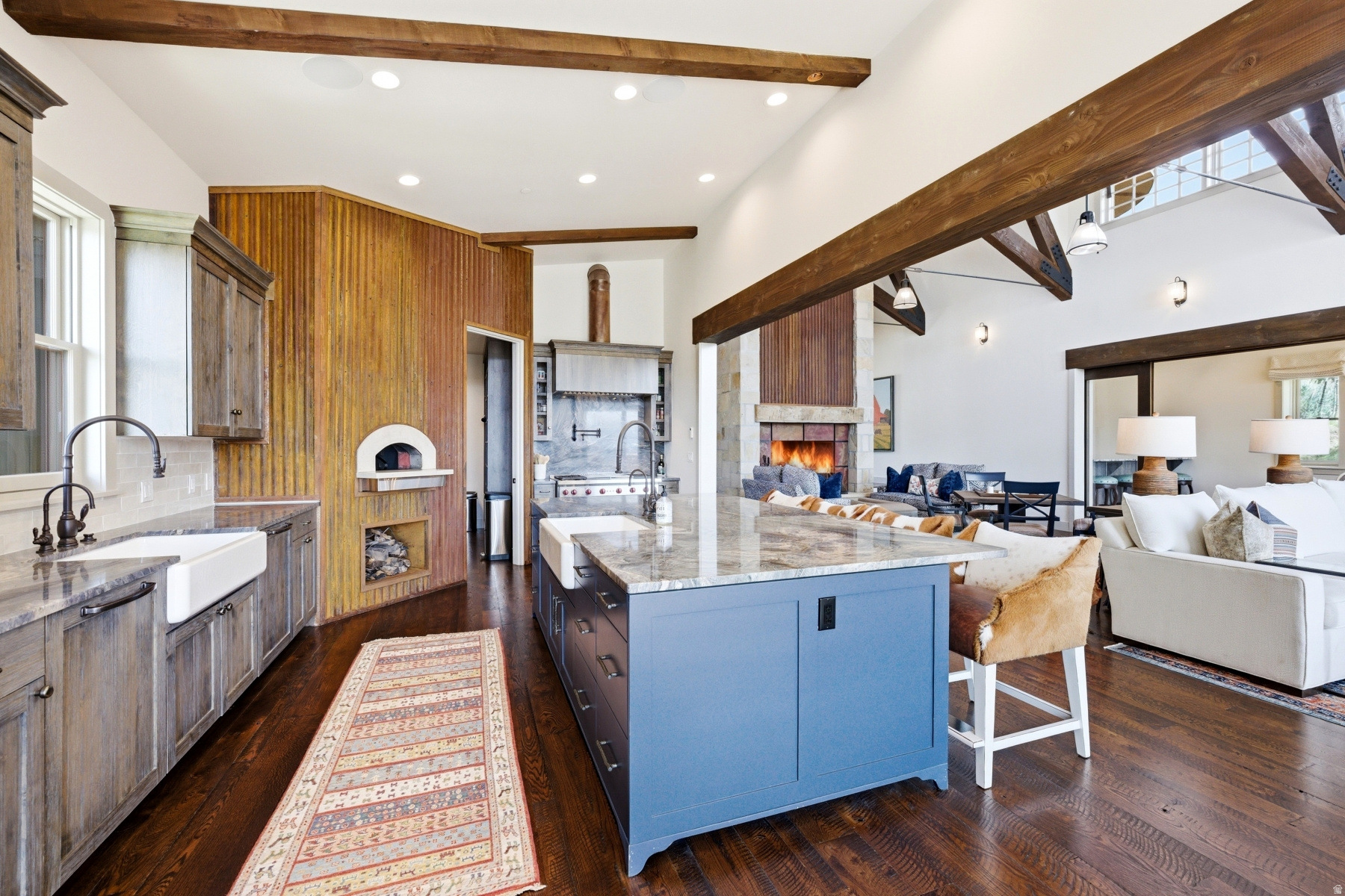 THE SUMMIT - Residential