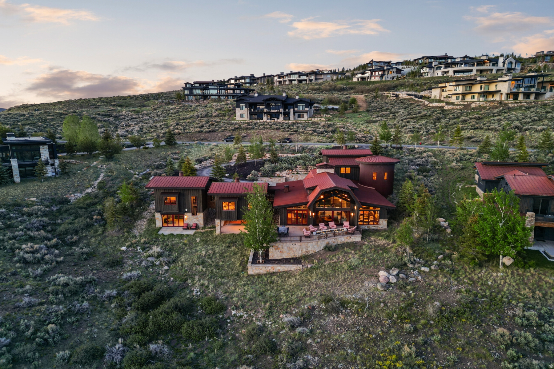 THE SUMMIT - Residential