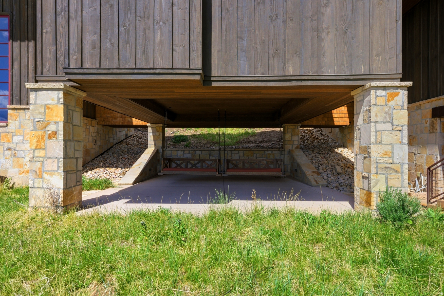 THE SUMMIT - Residential