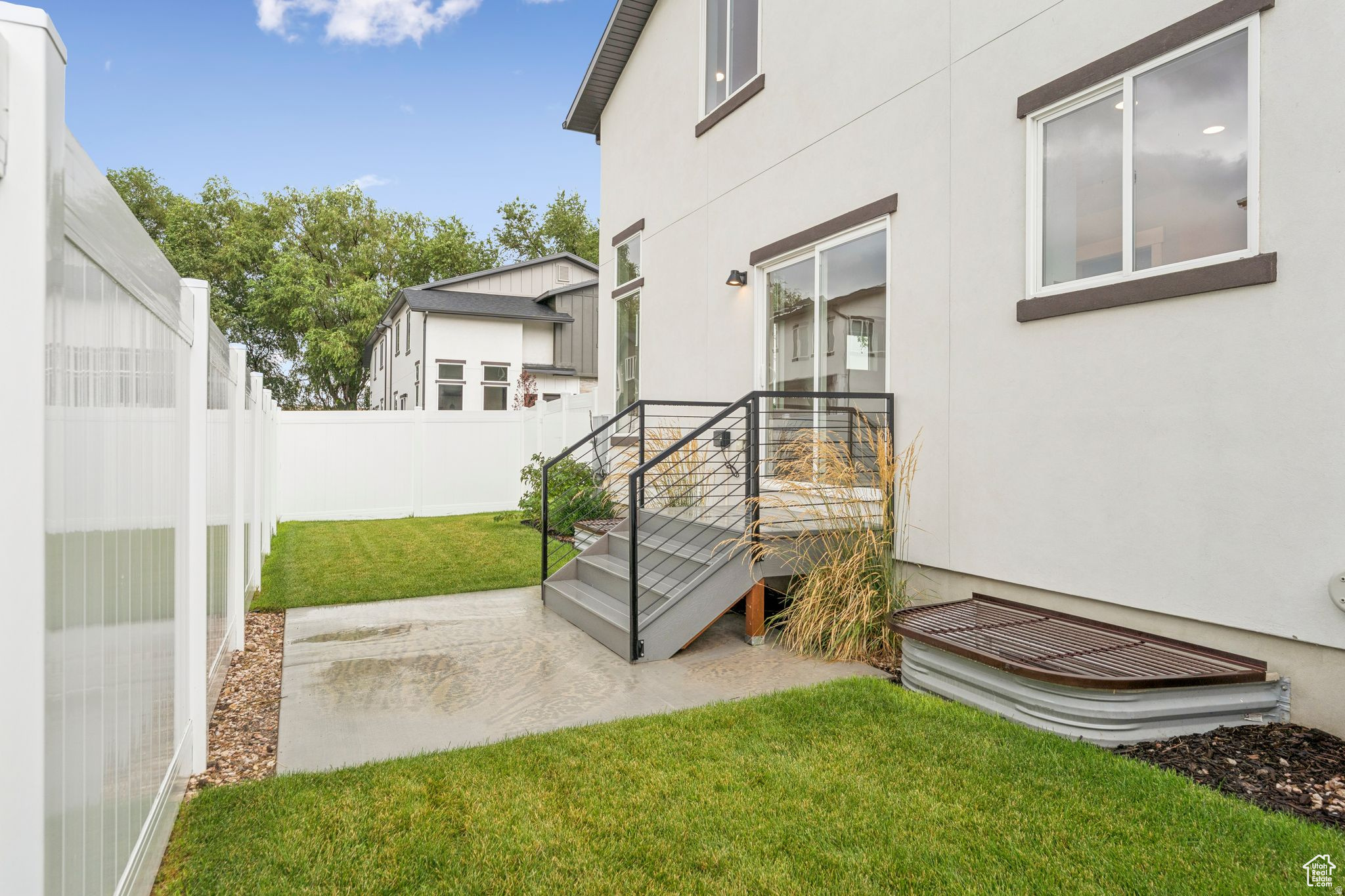 MEADOWS - Residential