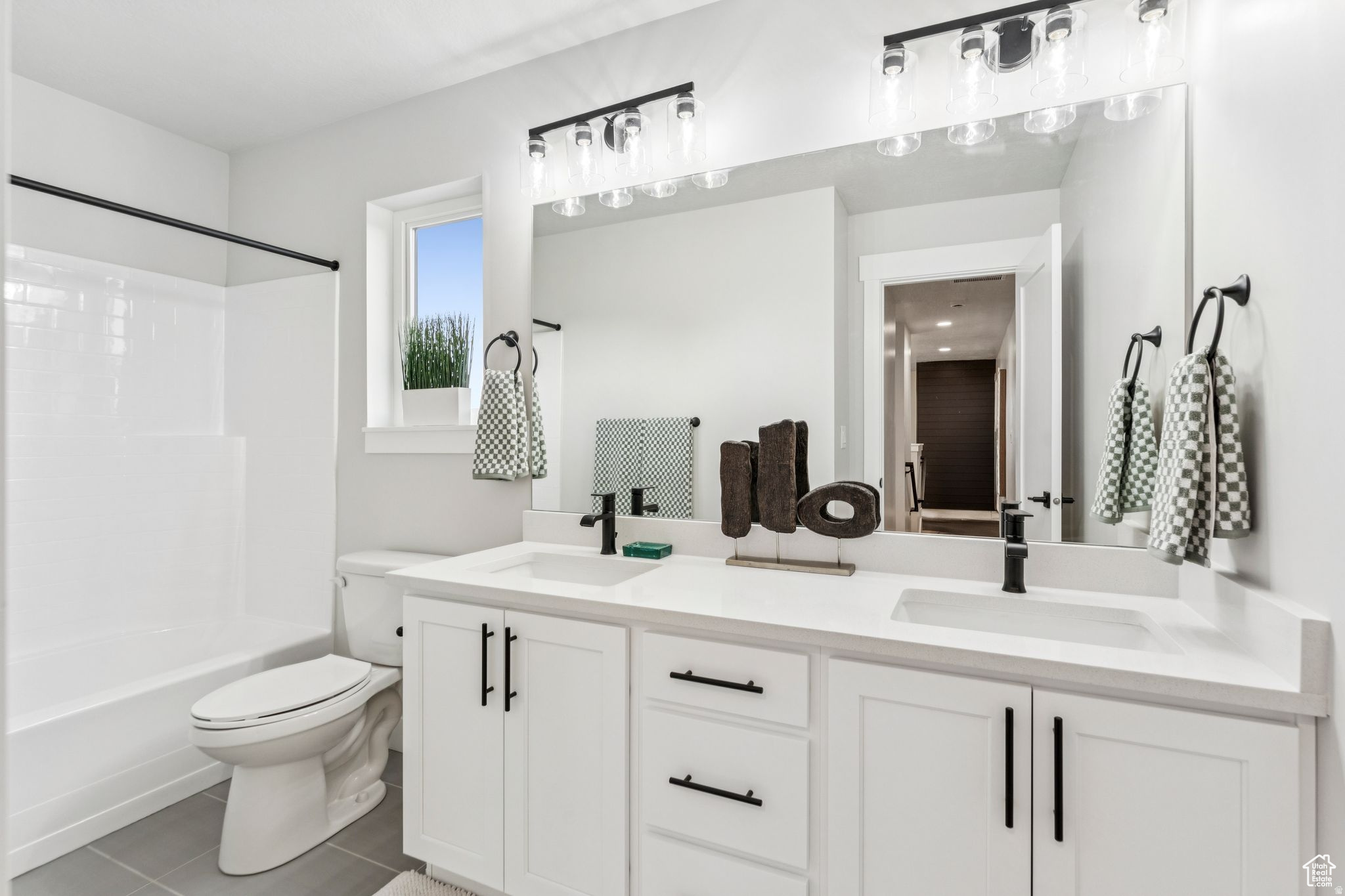 MEADOWS - Residential