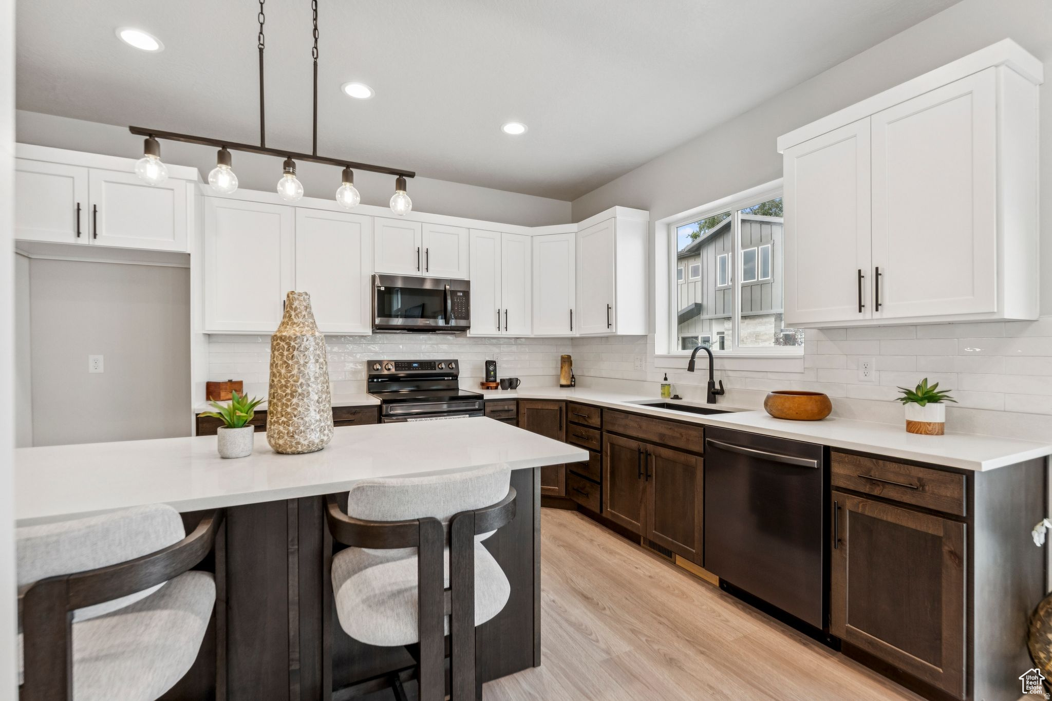 MEADOWS - Residential