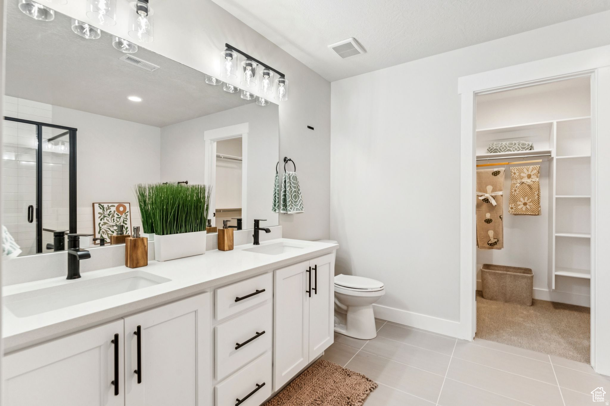 MEADOWS - Residential