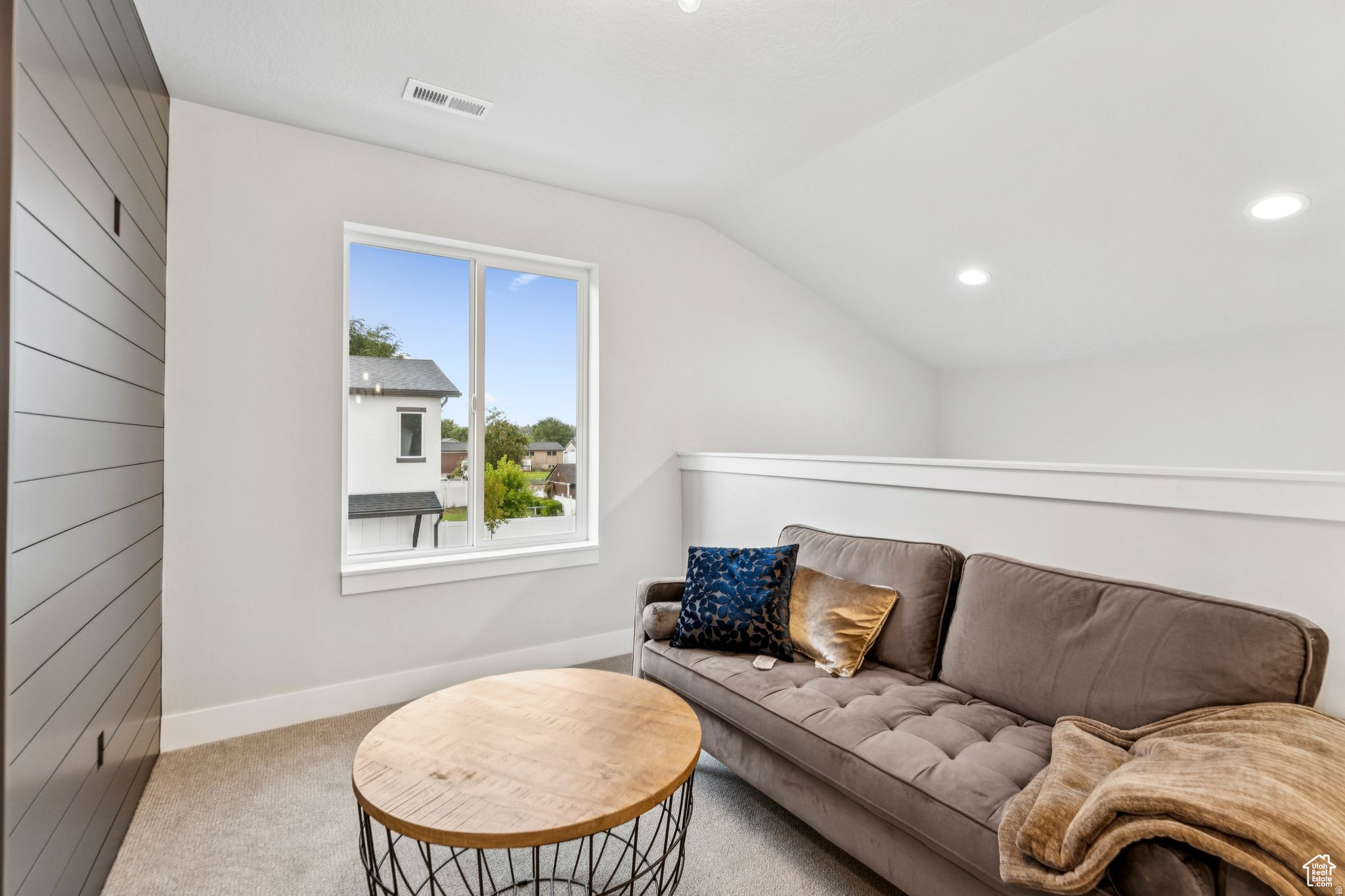 MEADOWS - Residential