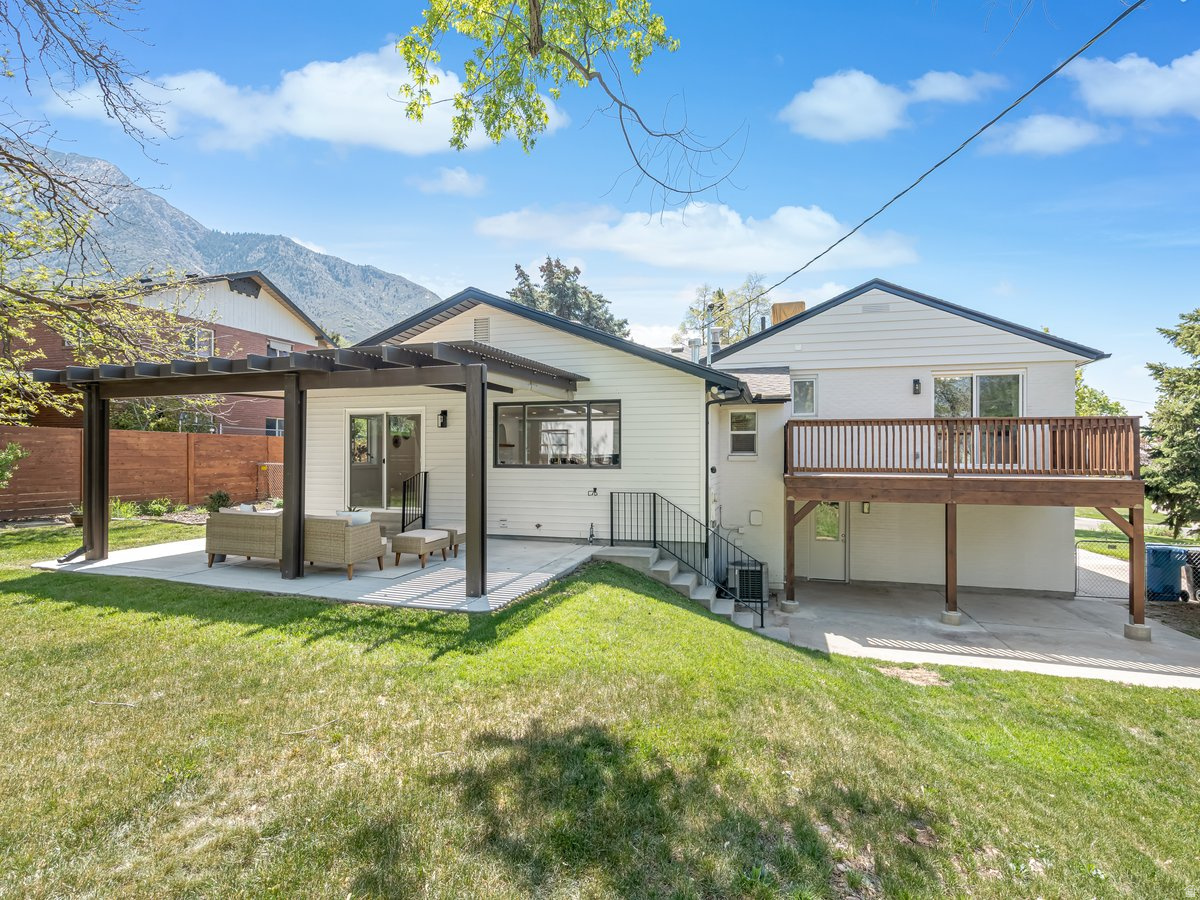 HOLLADAY HILLS - Residential