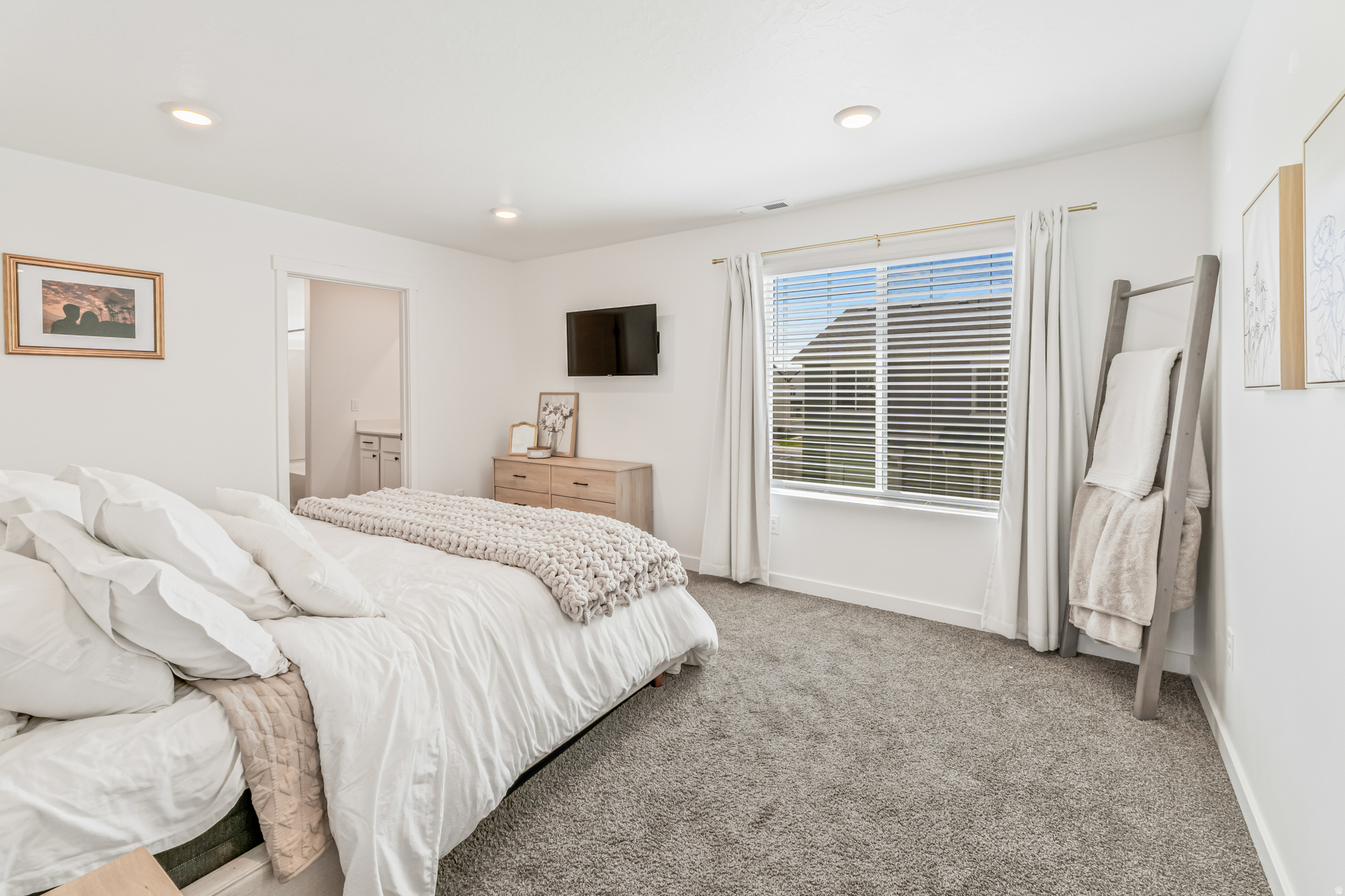 SPRING RANCH - Residential