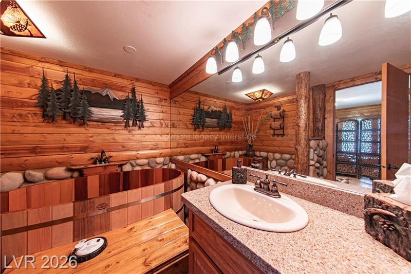SHINGLE BROOK CONDOMINIUMS - Residential