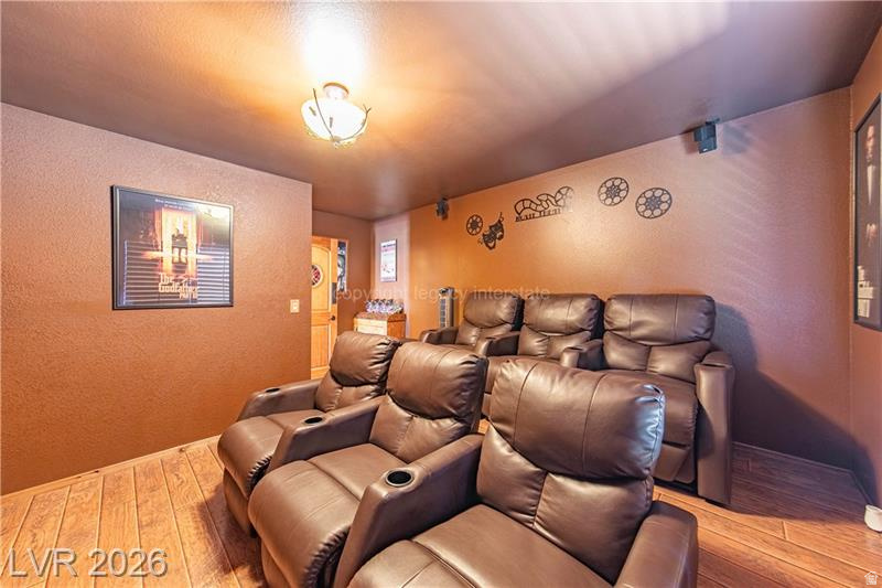 SHINGLE BROOK CONDOMINIUMS - Residential