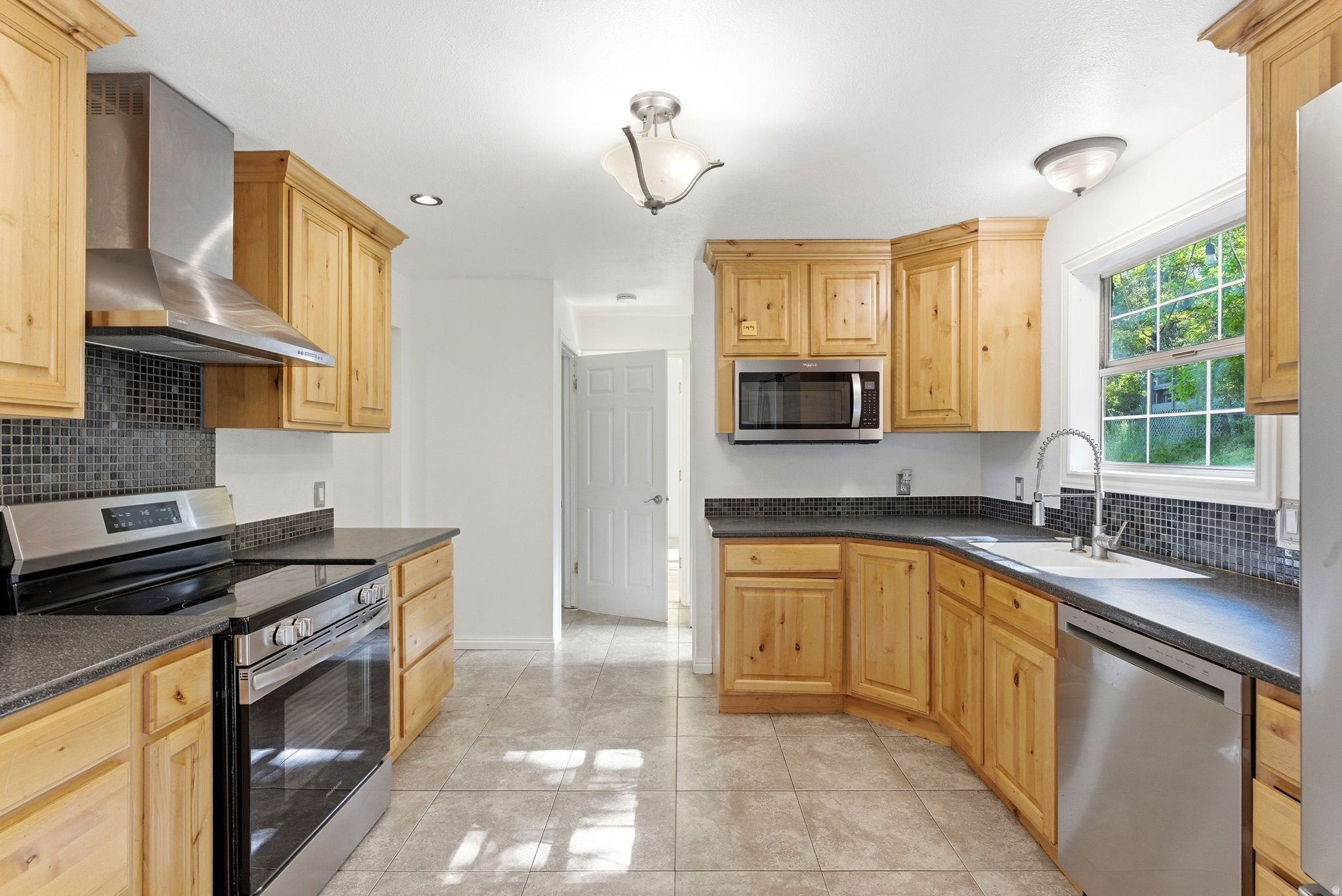 NORTH POINT COVE SUB - Residential