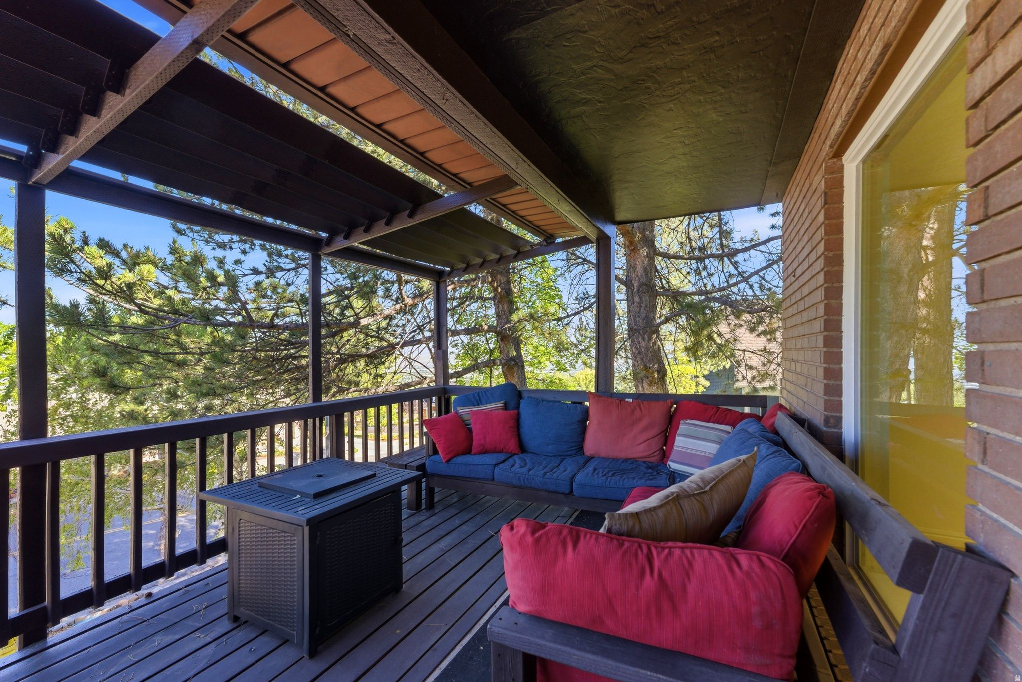 NORTH POINT COVE SUB - Residential