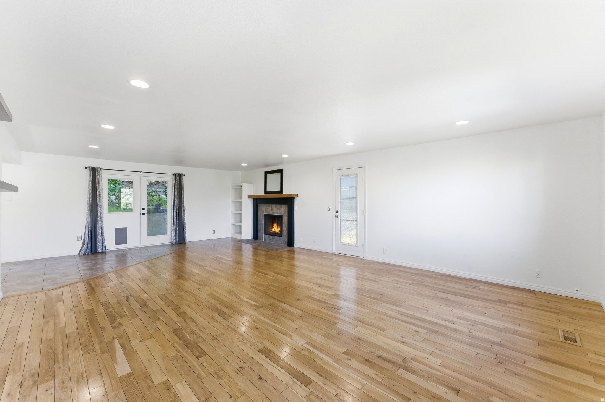 NORTH POINT COVE SUB - Residential