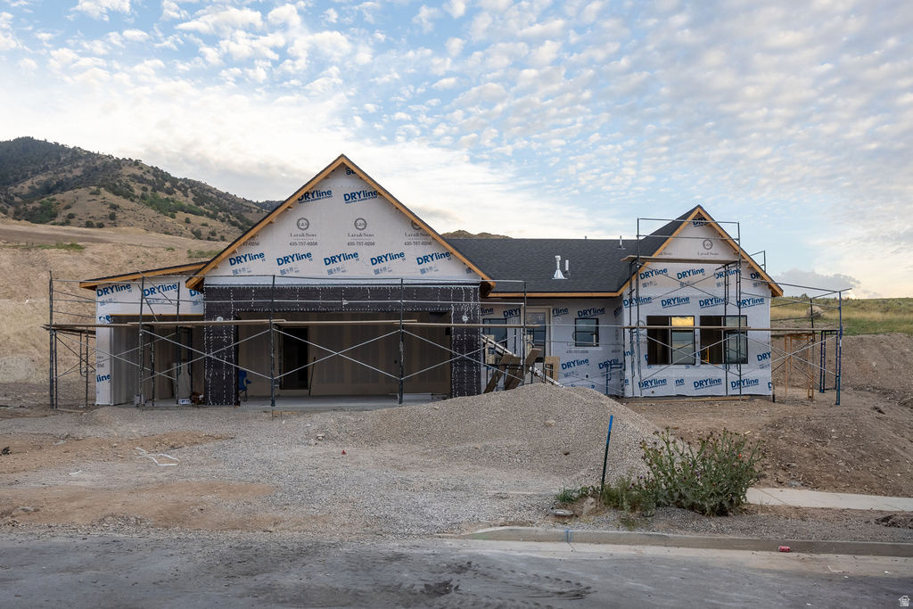 HOMES ON THE KNOLL - Residential