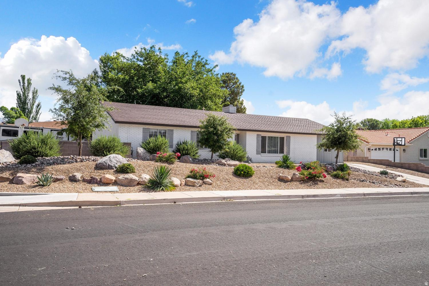 SANTA CLARA HEIGHTS L - Residential