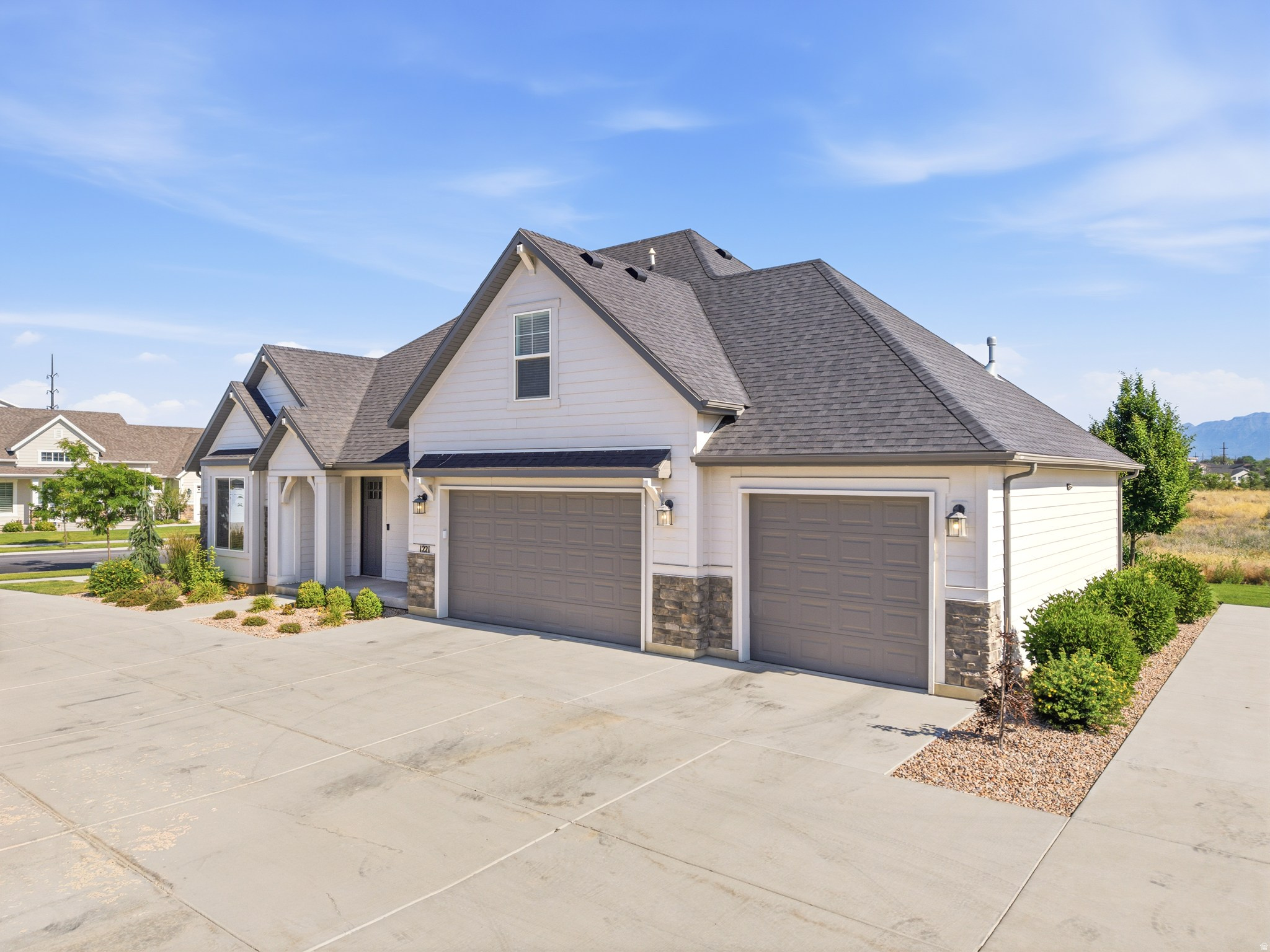 ANNIES ACRES - Residential