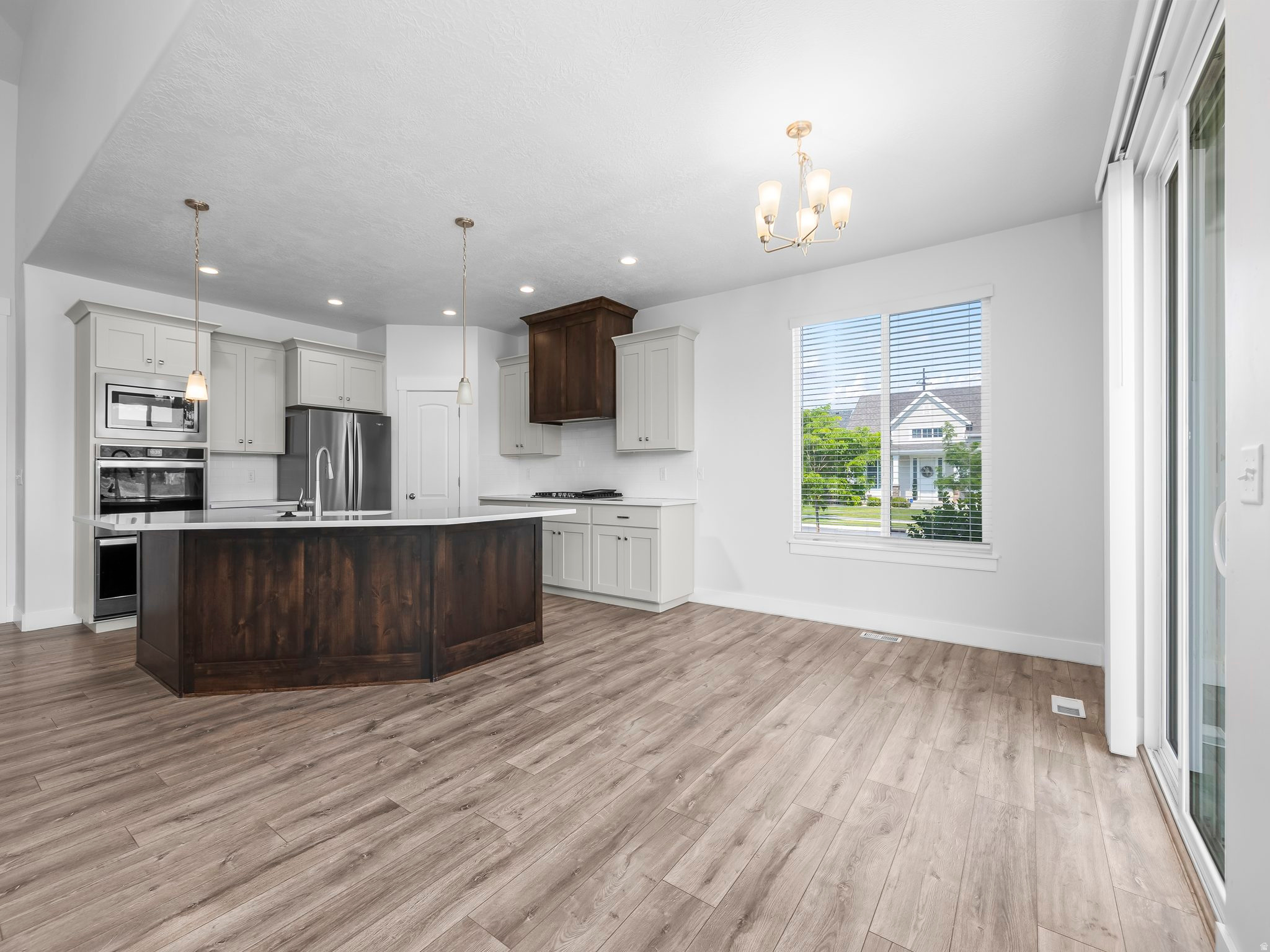 ANNIES ACRES - Residential