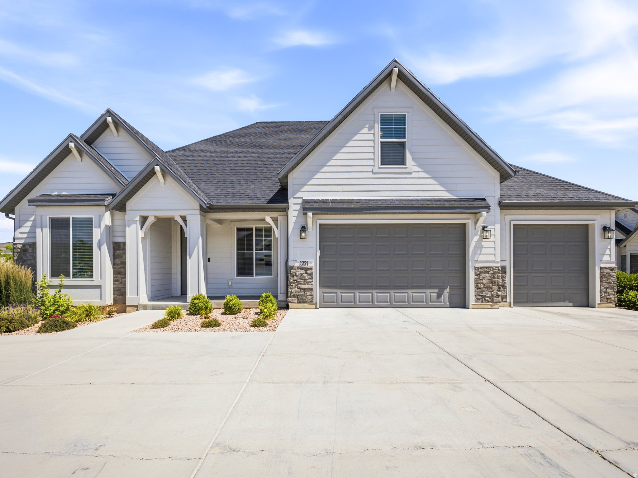 ANNIES ACRES - Residential