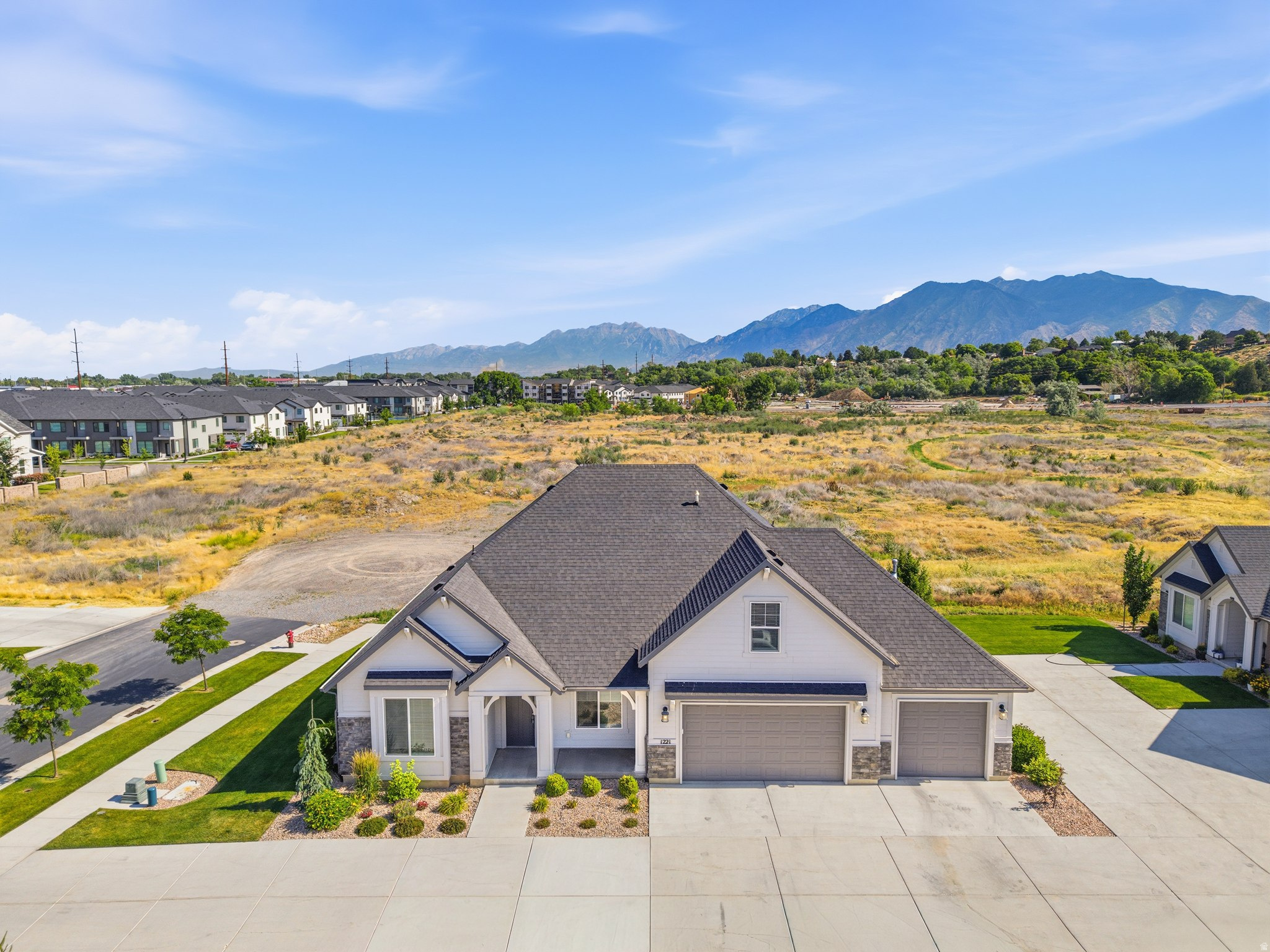 ANNIES ACRES - Residential