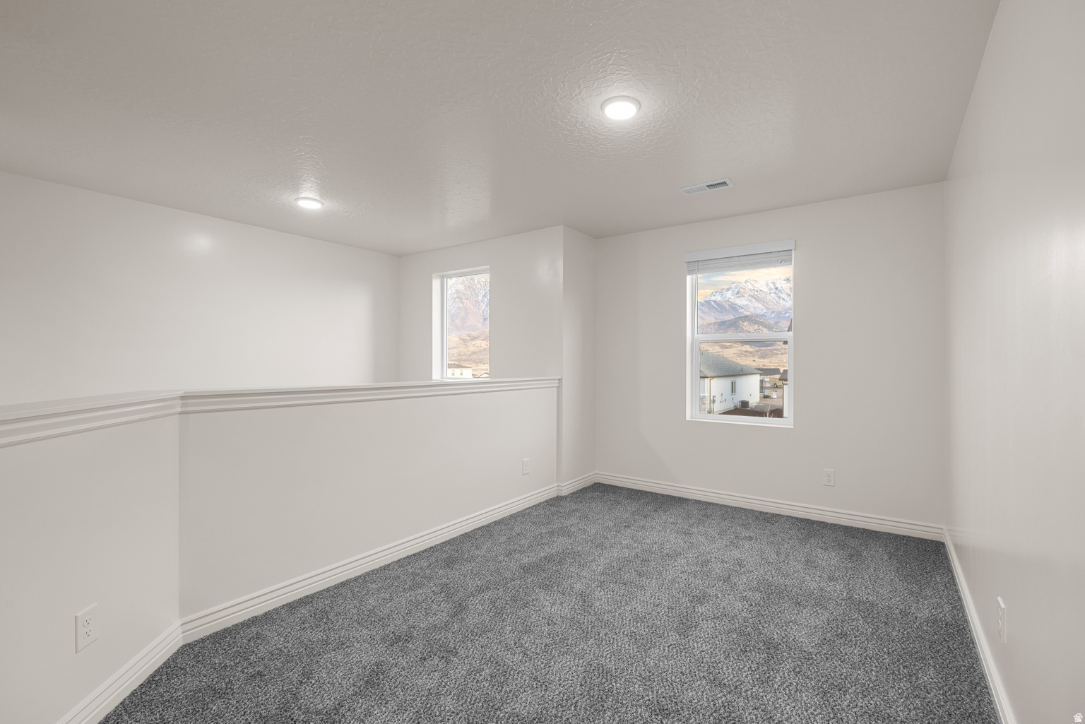SUMMIT HILLS - Residential