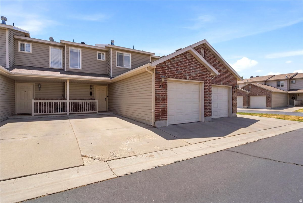 MAPLEWOOD VILLAGE - Residential