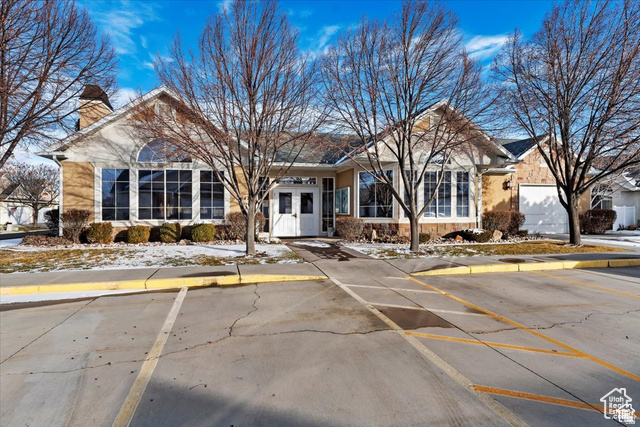 TITHING HILL - Residential