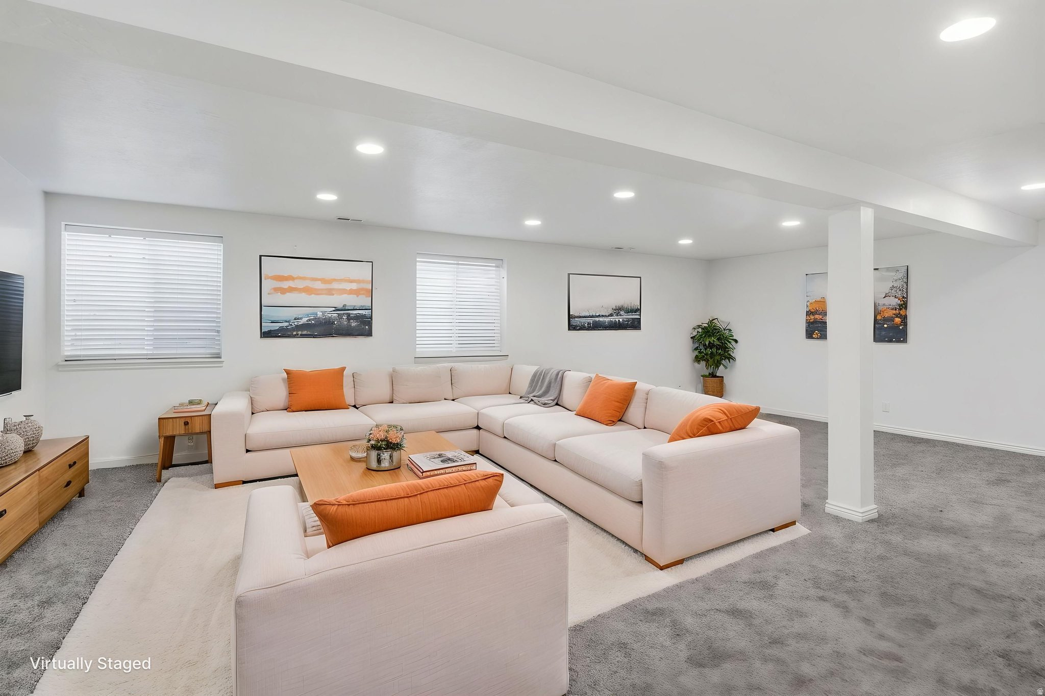TITHING HILL - Residential