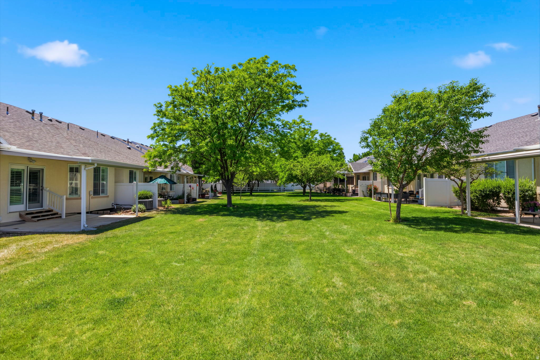 TITHING HILL - Residential