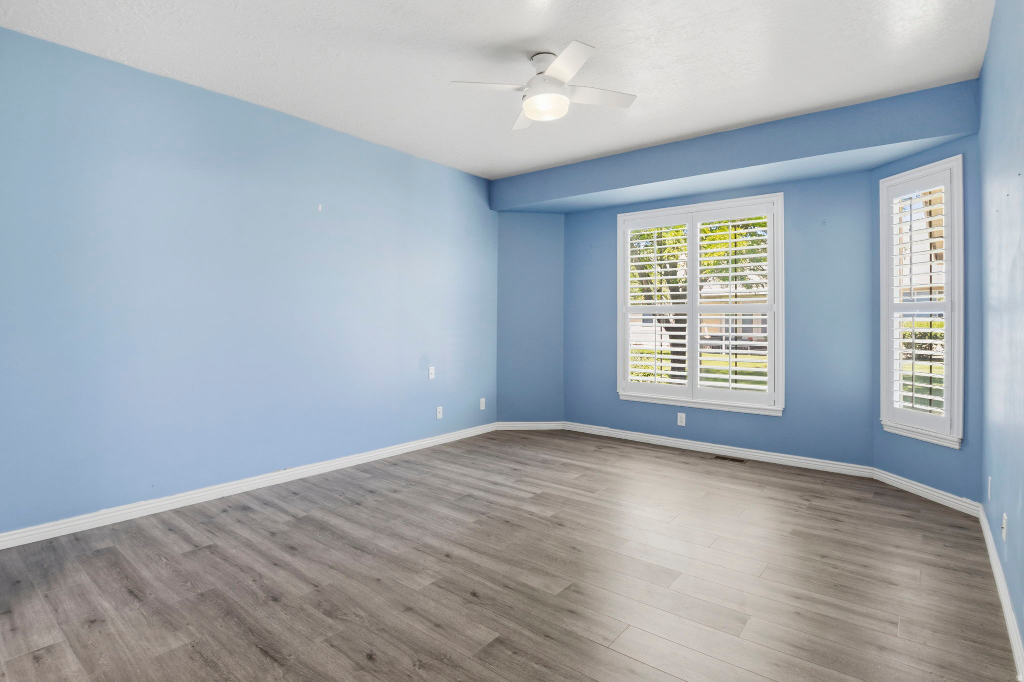 TITHING HILL - Residential