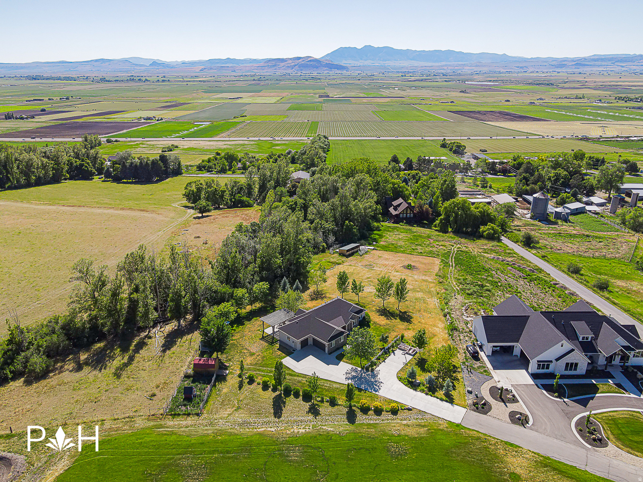 NEBO CREEK ESTATES - Residential