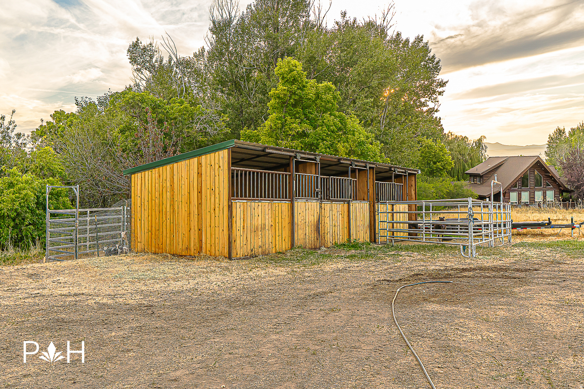 NEBO CREEK ESTATES - Residential