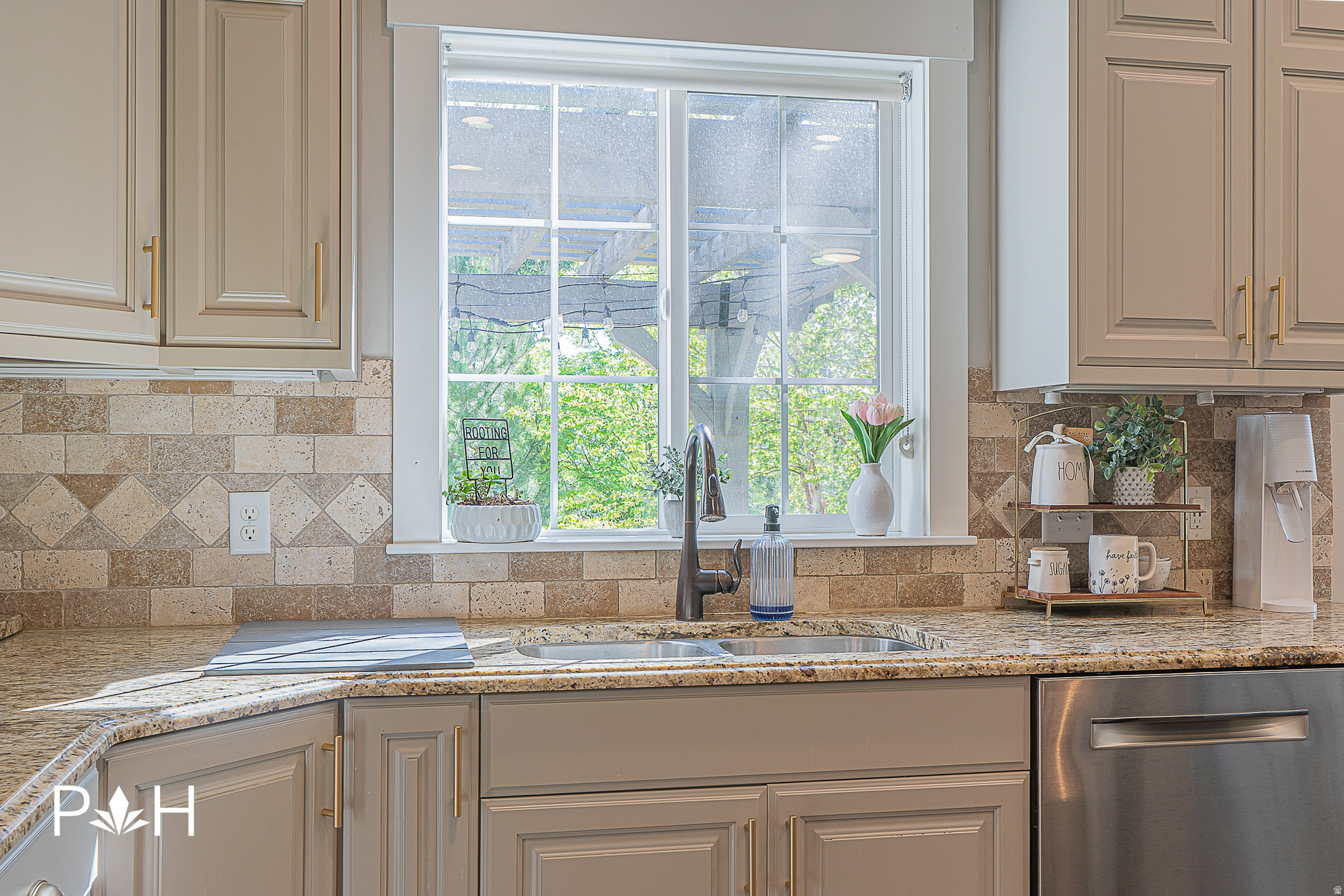 NEBO CREEK ESTATES - Residential