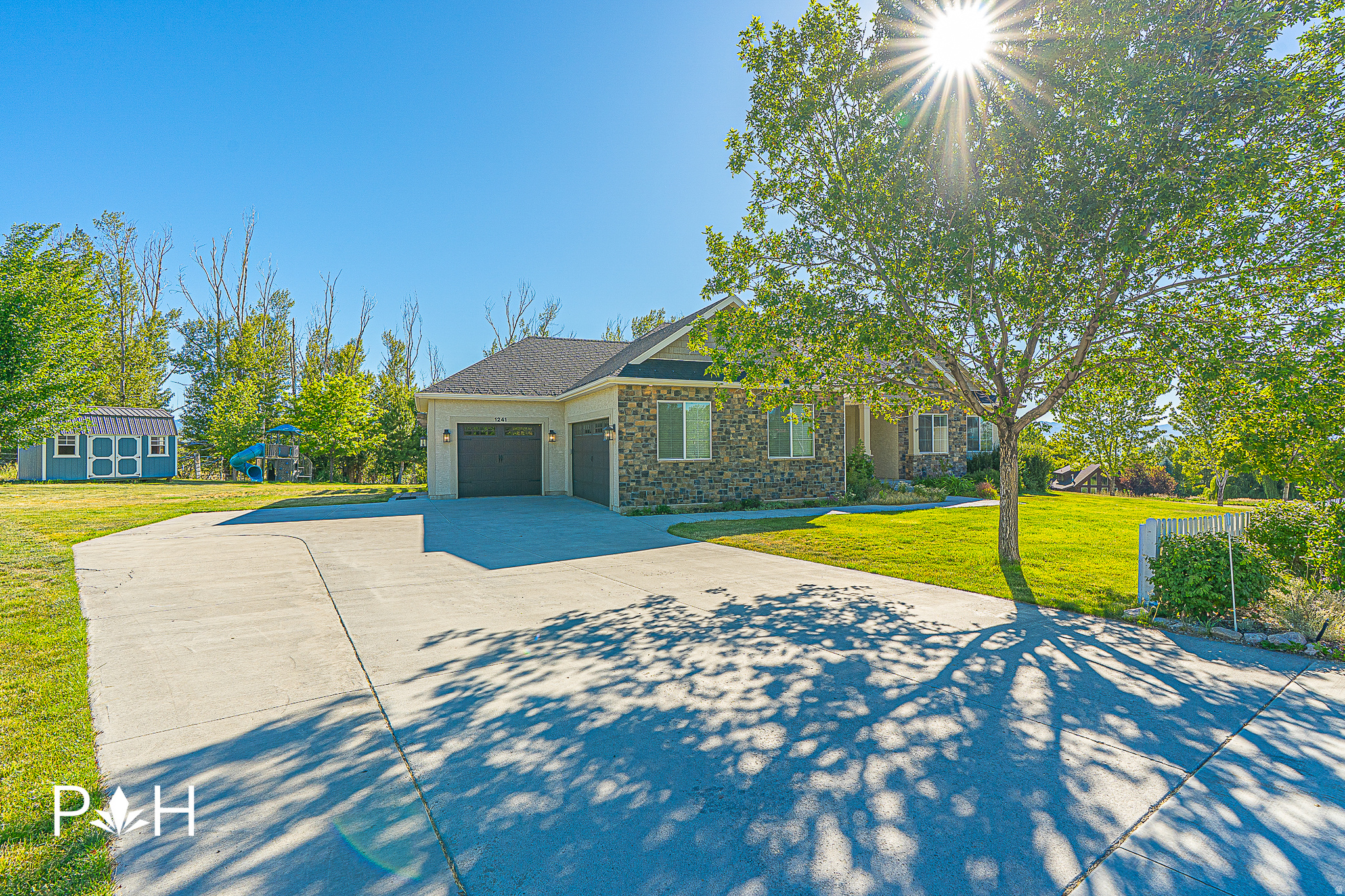 NEBO CREEK ESTATES - Residential