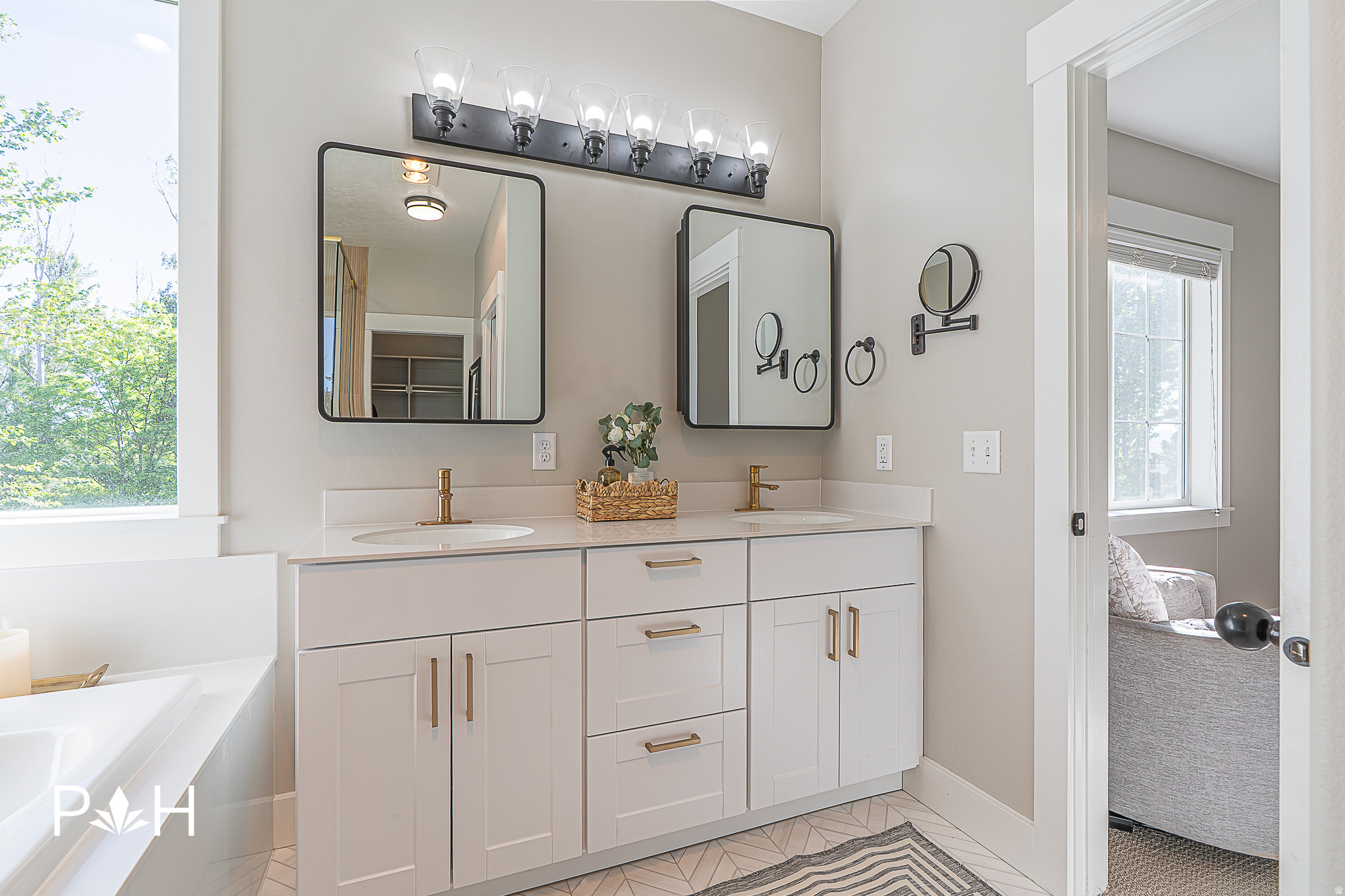 NEBO CREEK ESTATES - Residential