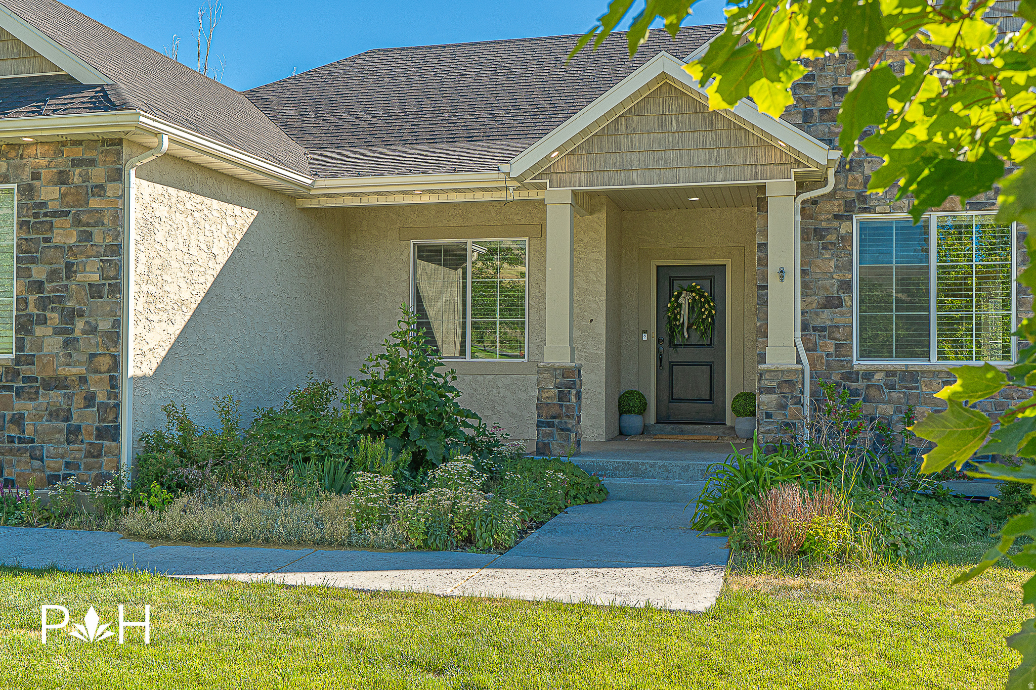 NEBO CREEK ESTATES - Residential