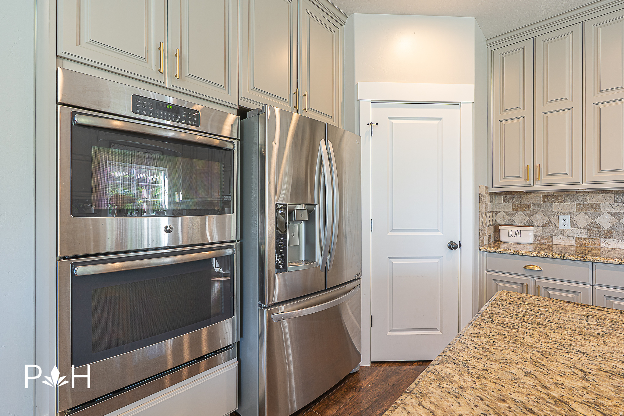 NEBO CREEK ESTATES - Residential