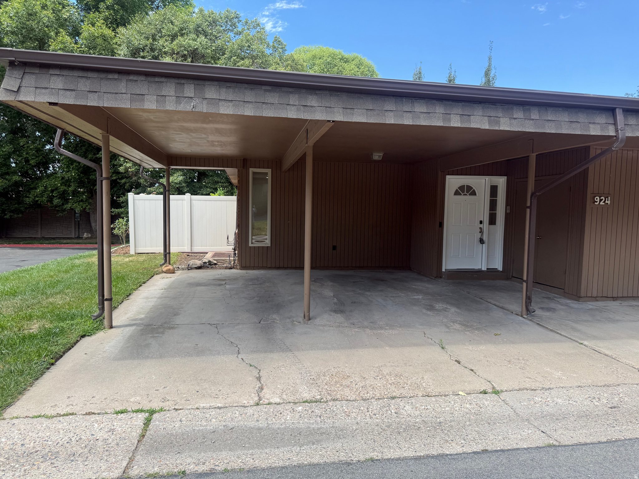 SOMERSET PLACE - Residential