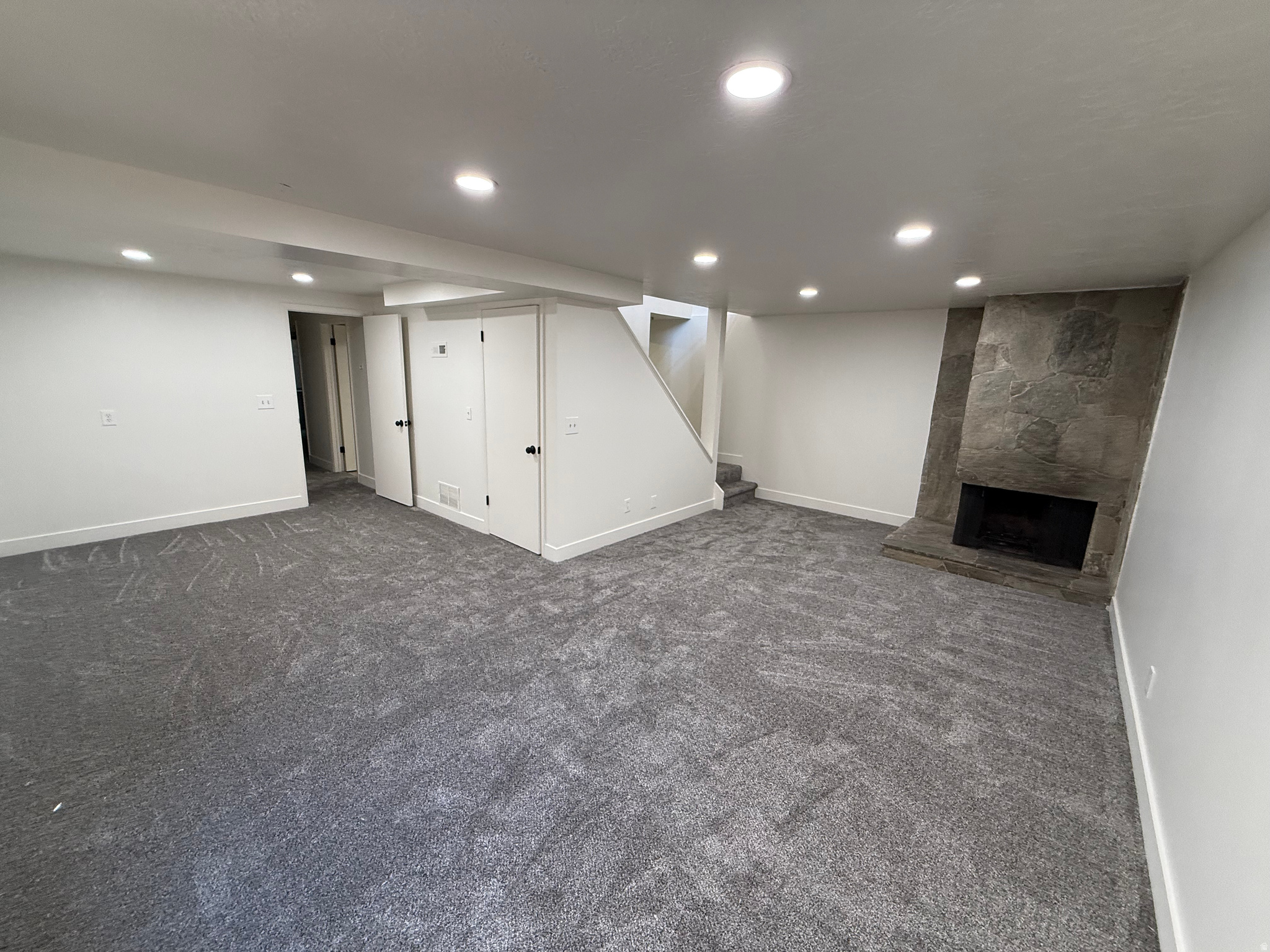 SOMERSET PLACE - Residential