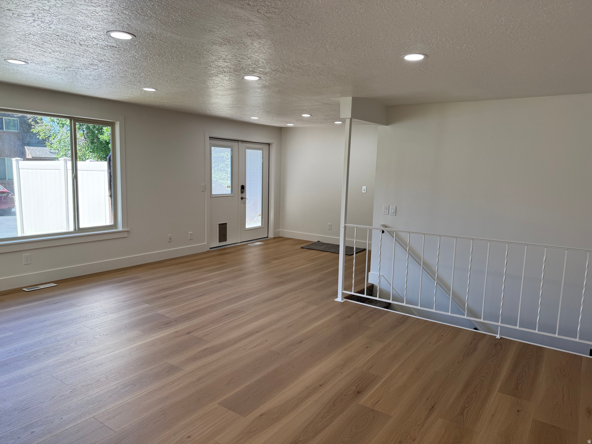 SOMERSET PLACE - Residential