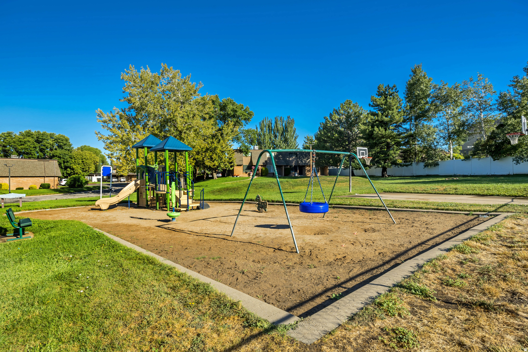 SOMERSET PLACE - Residential