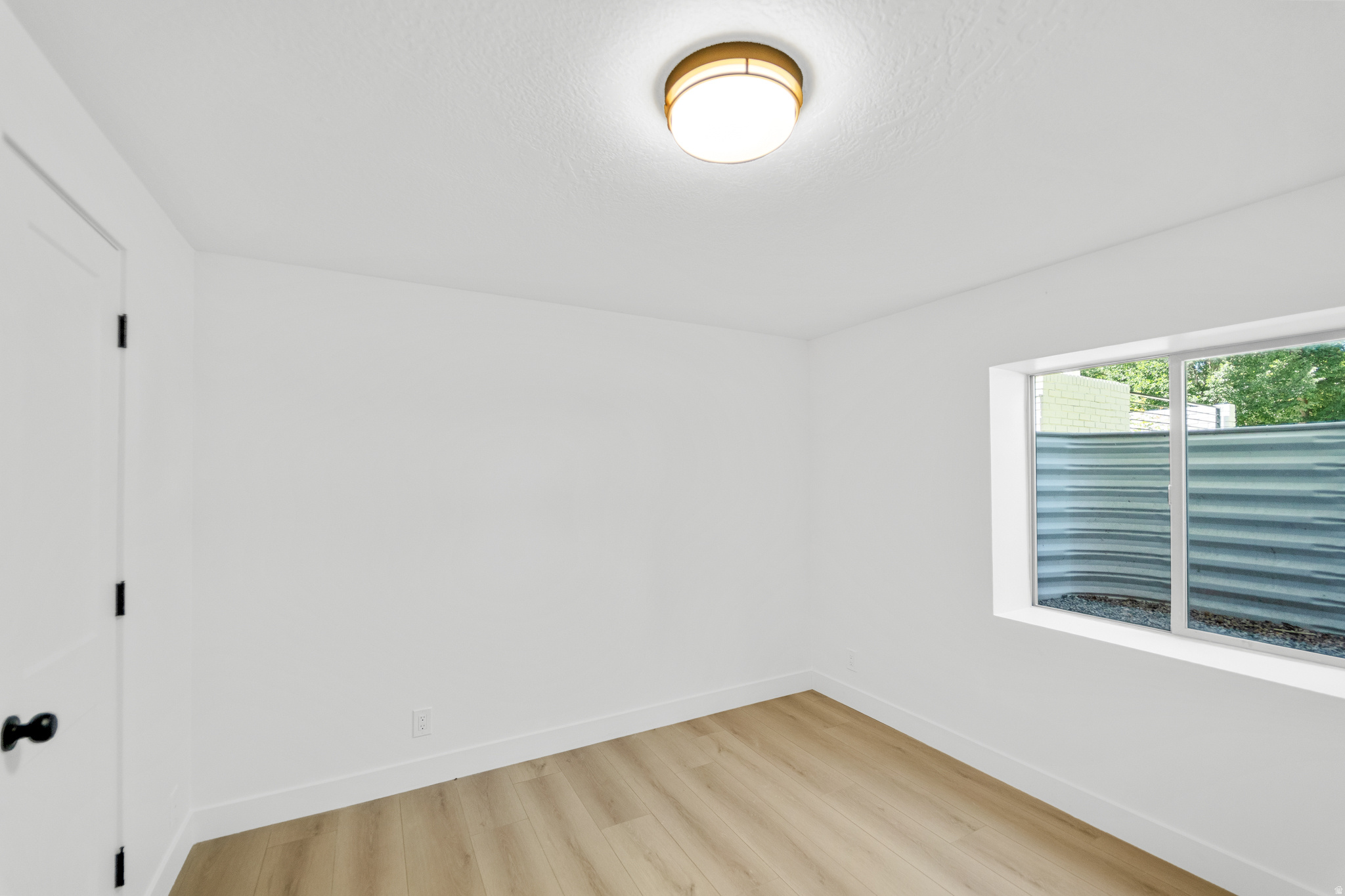 LINDEN CIRCLE - Residential