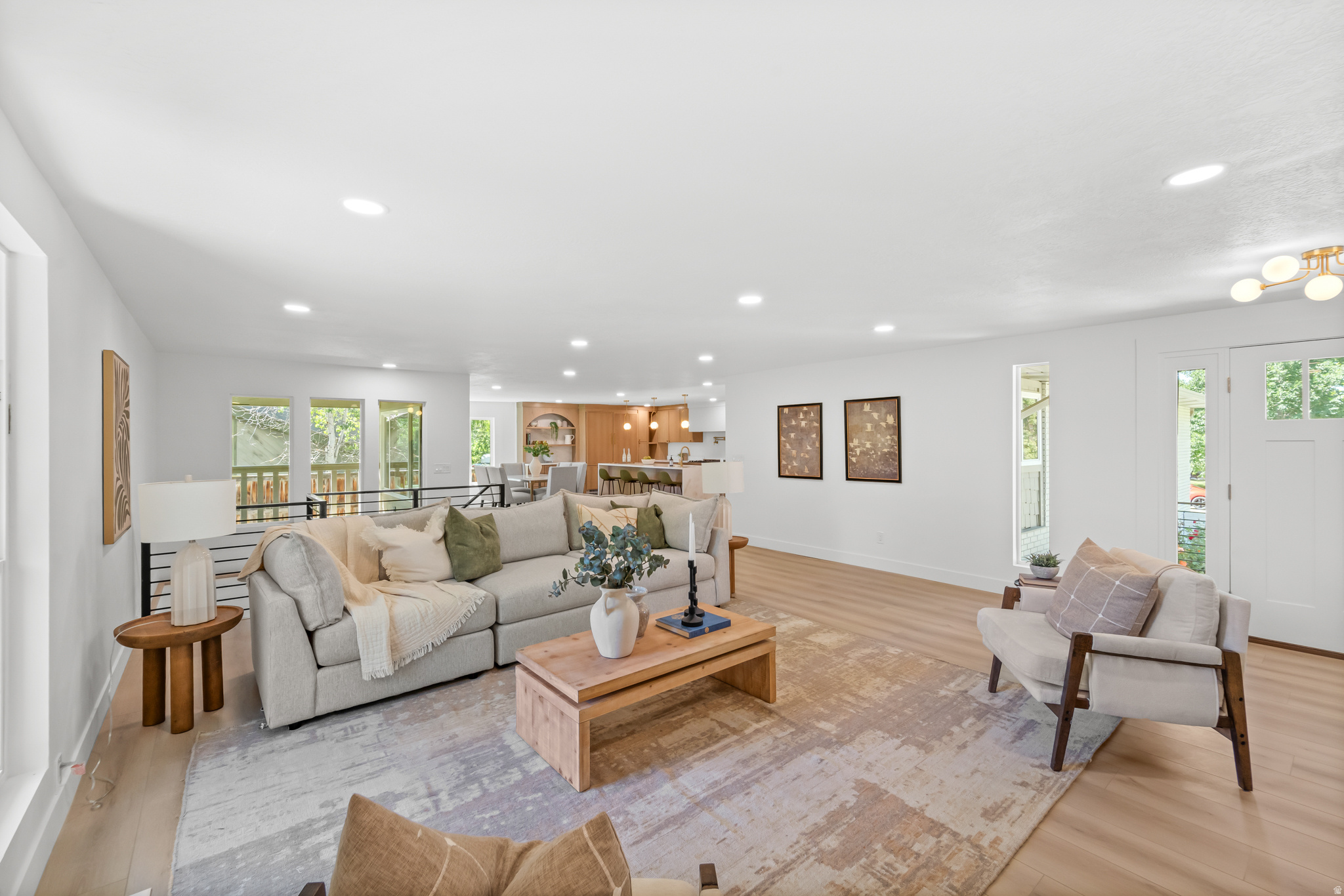 LINDEN CIRCLE - Residential