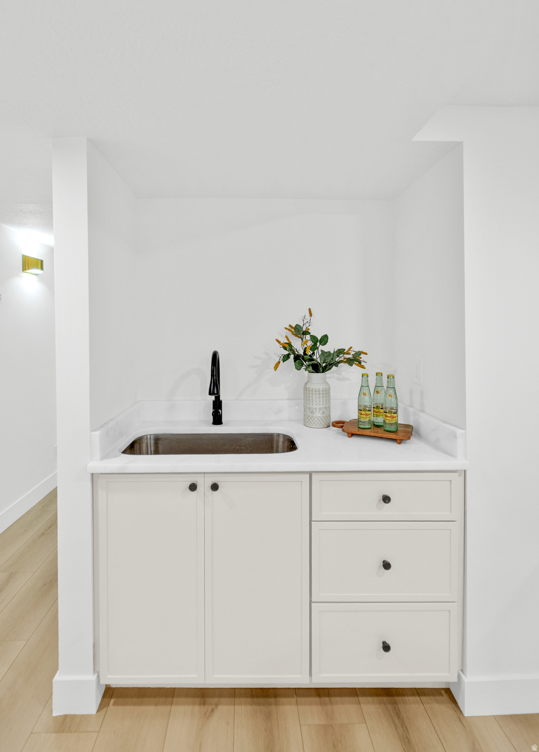 LINDEN CIRCLE - Residential