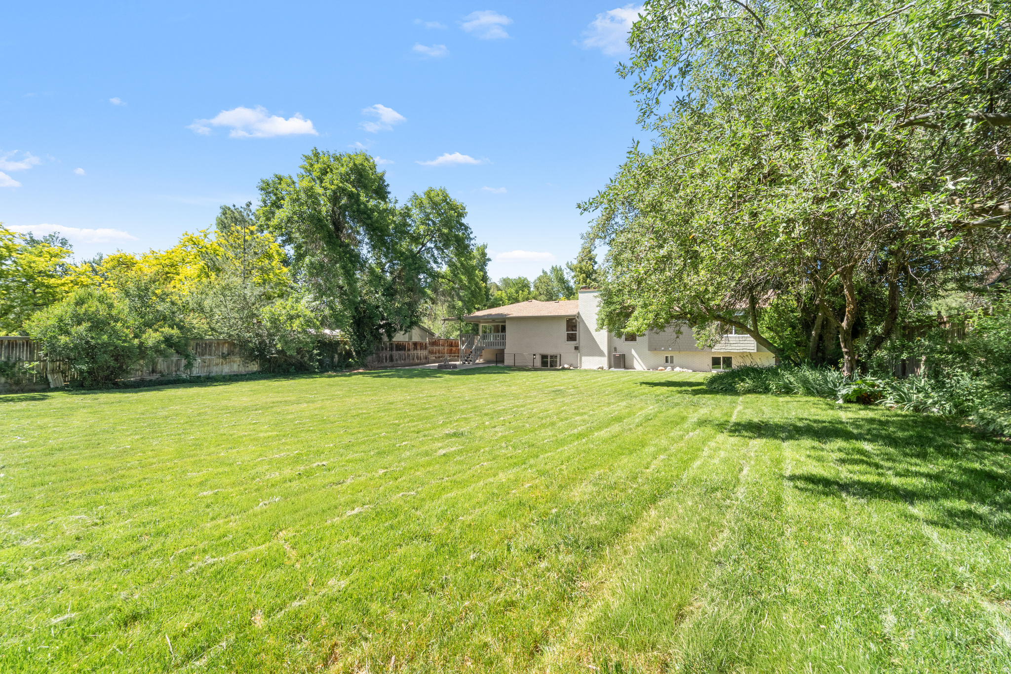 LINDEN CIRCLE - Residential