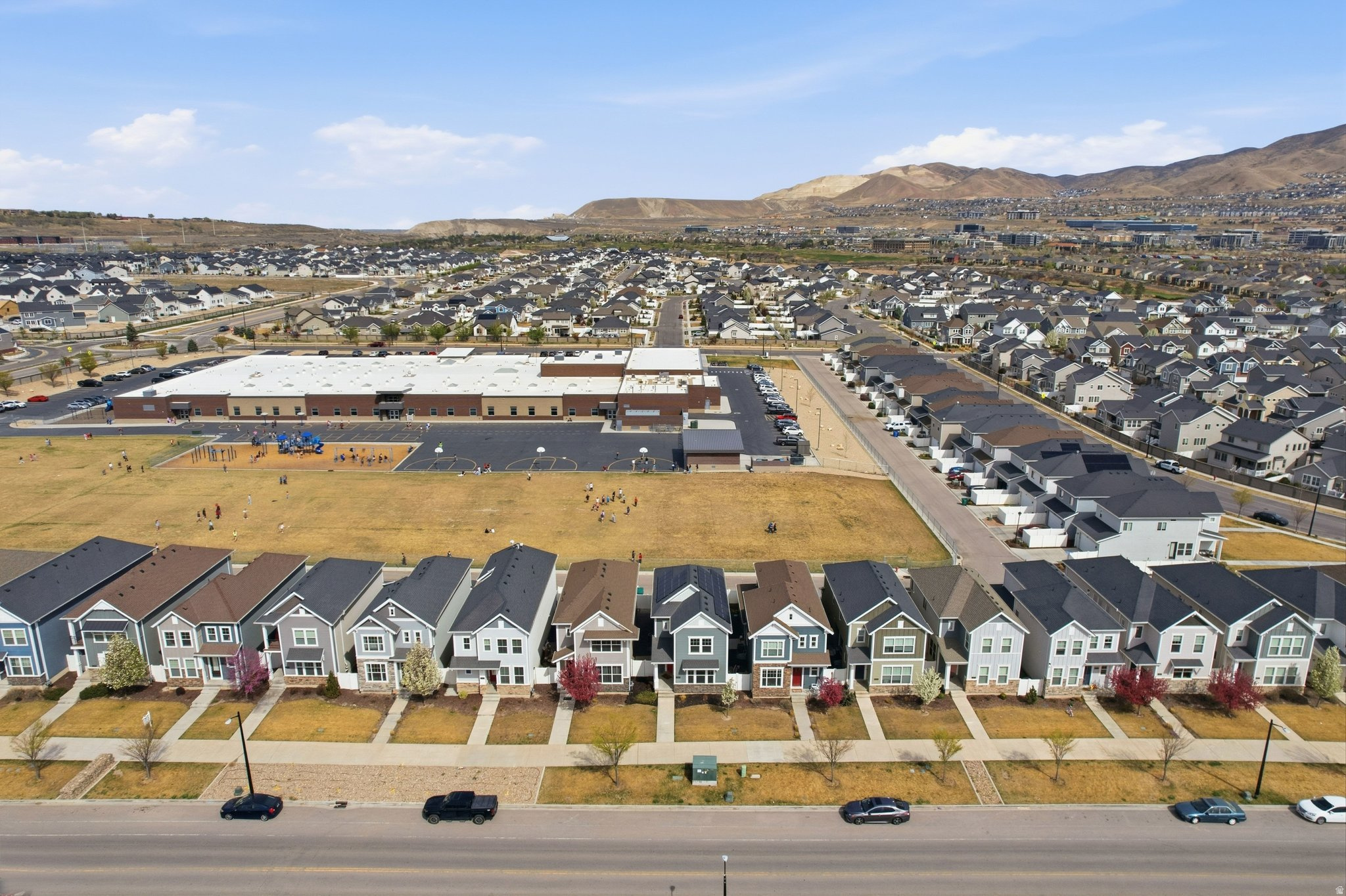 HOLBROOK FARMS - Residential
