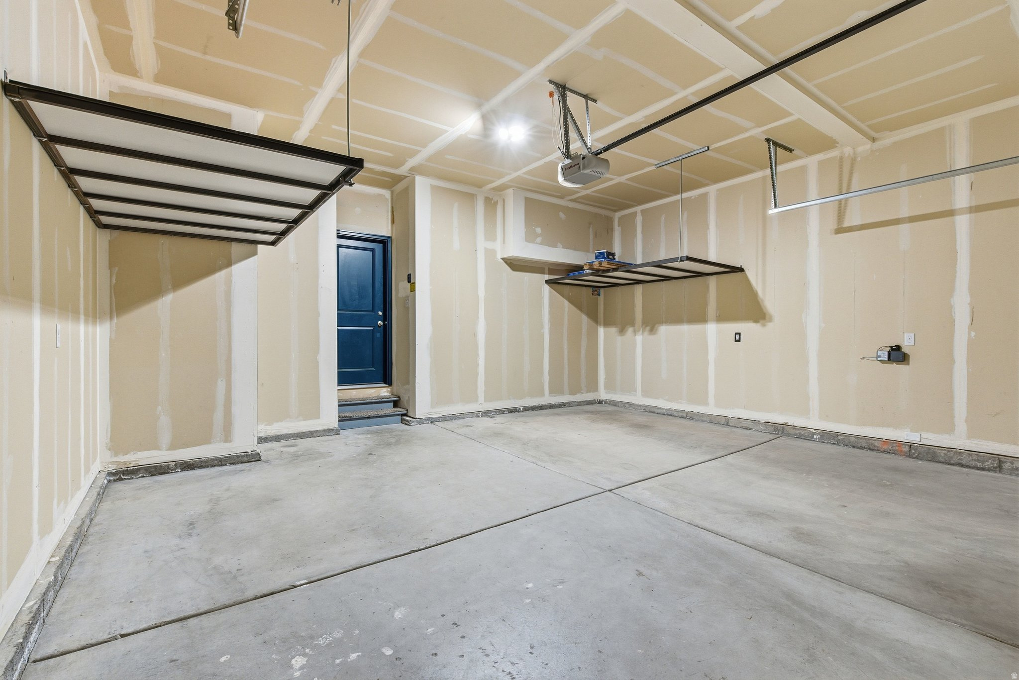 HOLBROOK FARMS - Residential