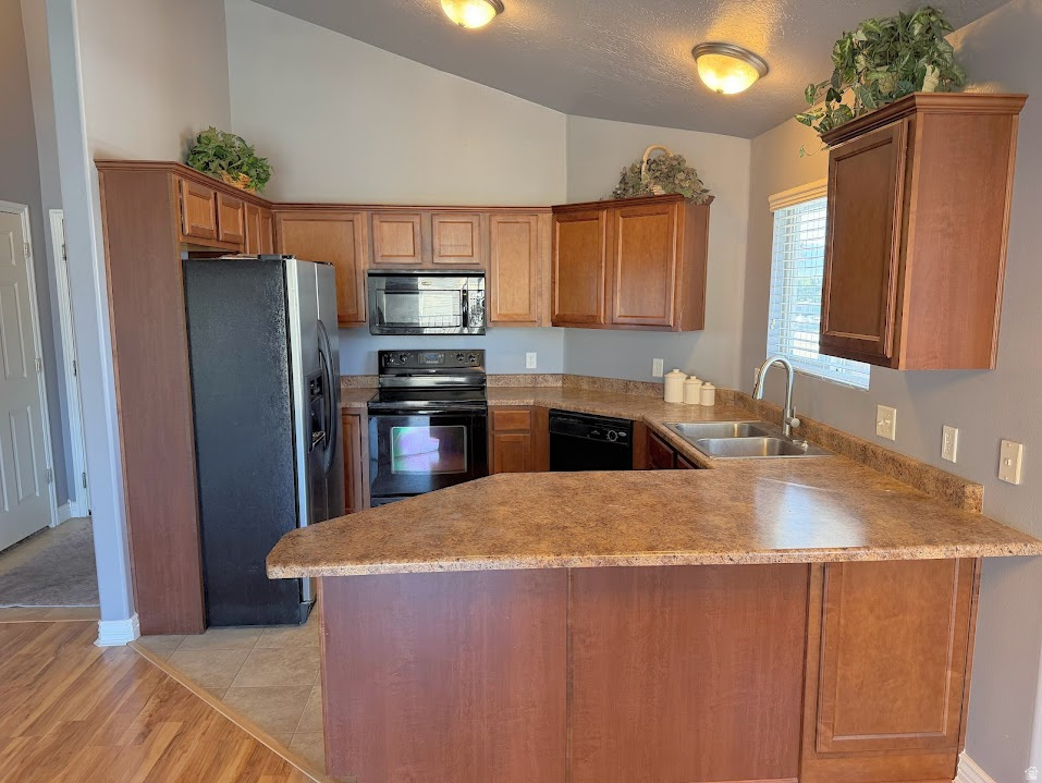 EAST TOWN VILLAGE PH 6 - Residential