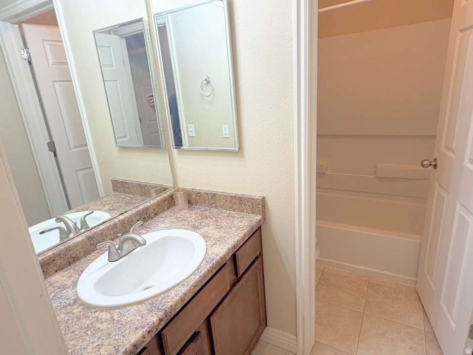 EAST TOWN VILLAGE PH 6 - Residential
