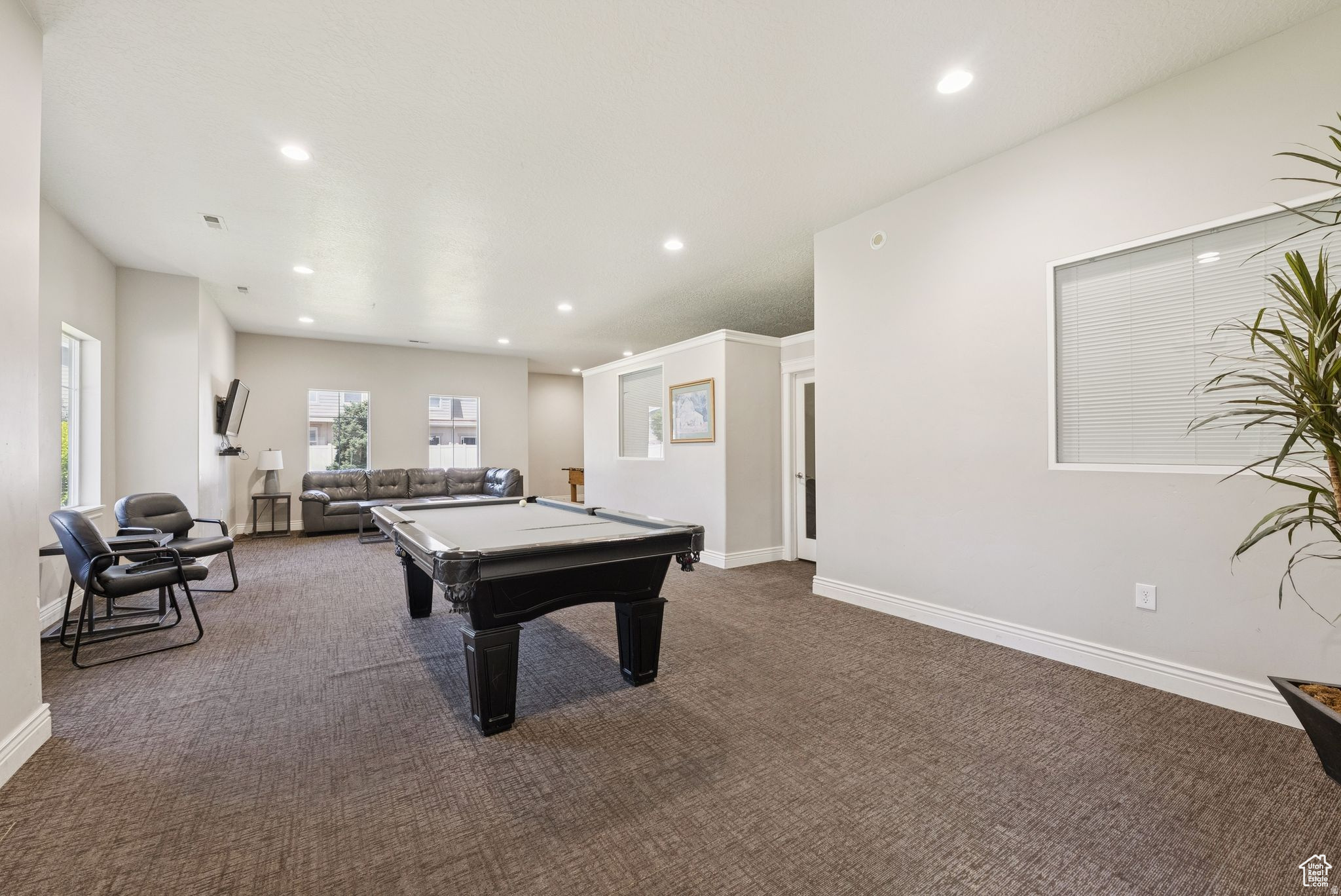 EAST TOWN VILLAGE PH 6 - Residential