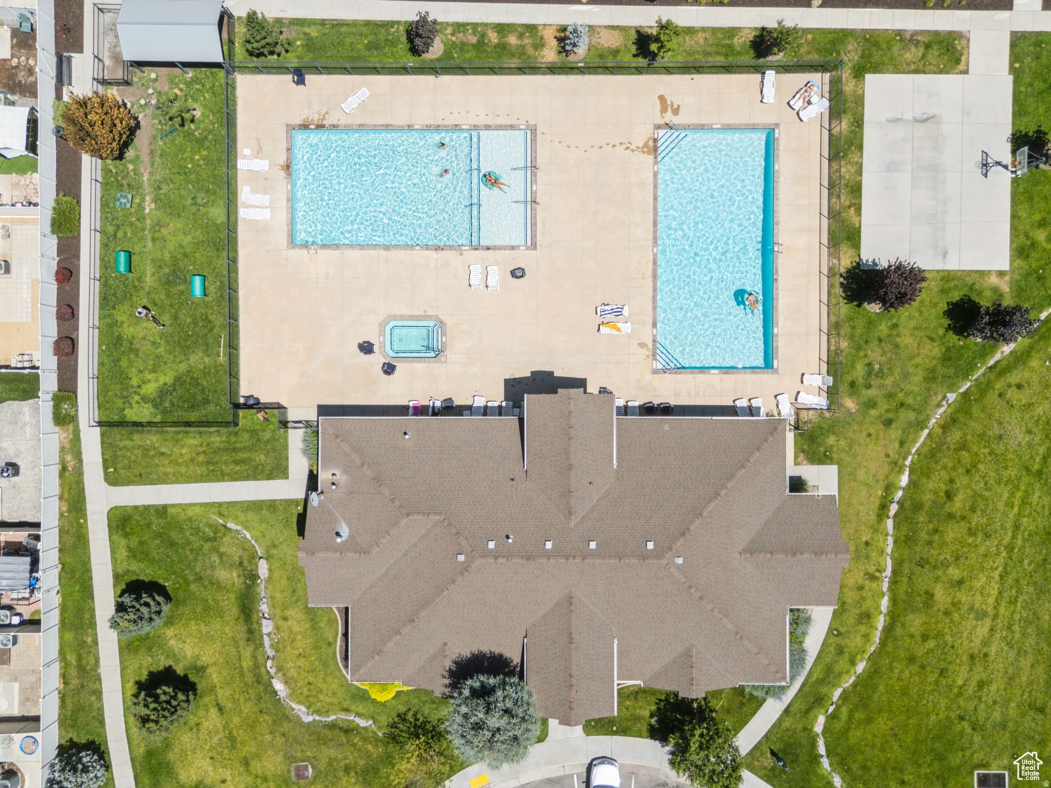 EAST TOWN VILLAGE PH 6 - Residential